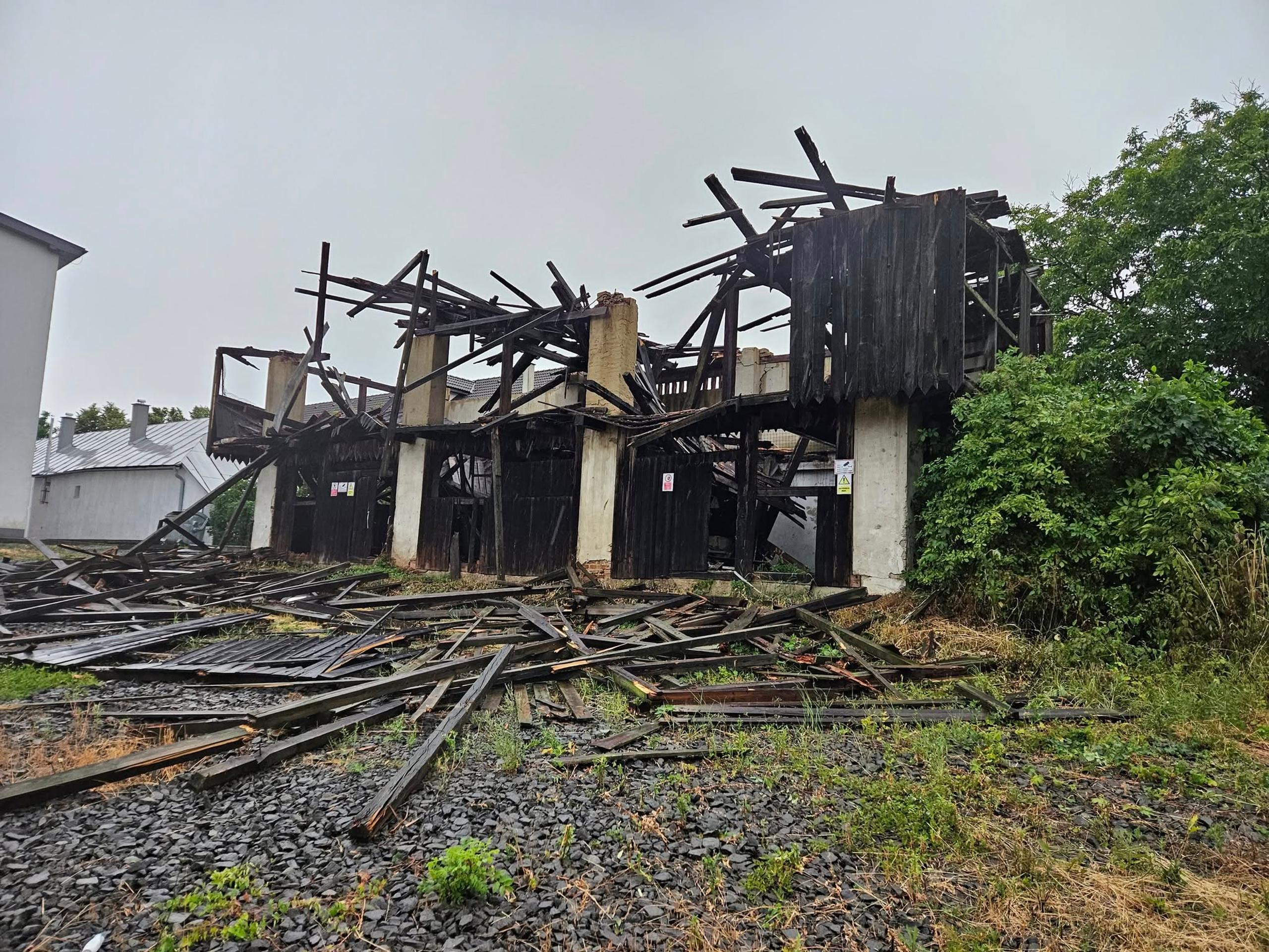 Sušiareň liečivých bylín v Hanušovciach nad Topľou zničila búrka.