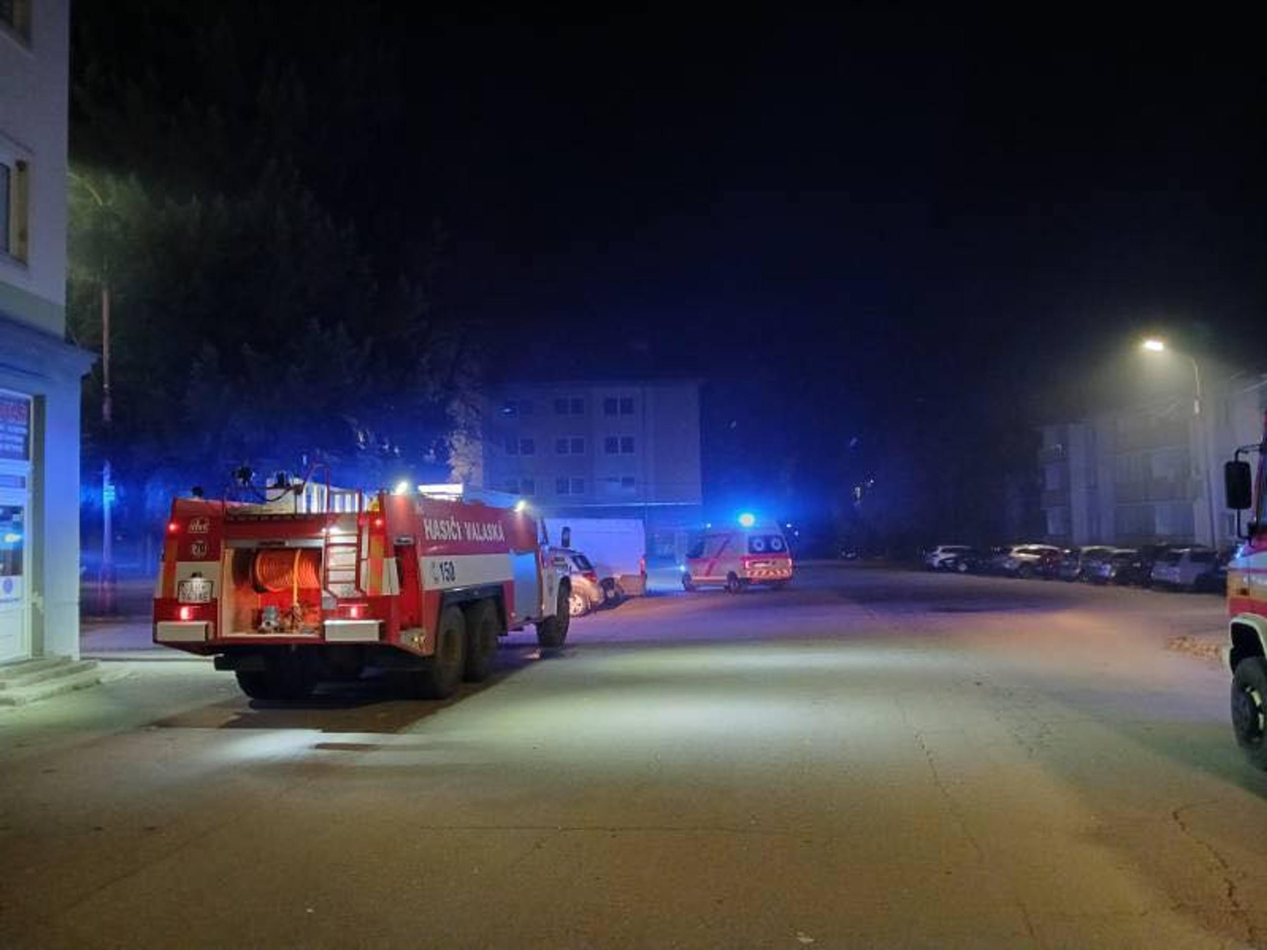 Obyvateľov bytovky museli evakuovať