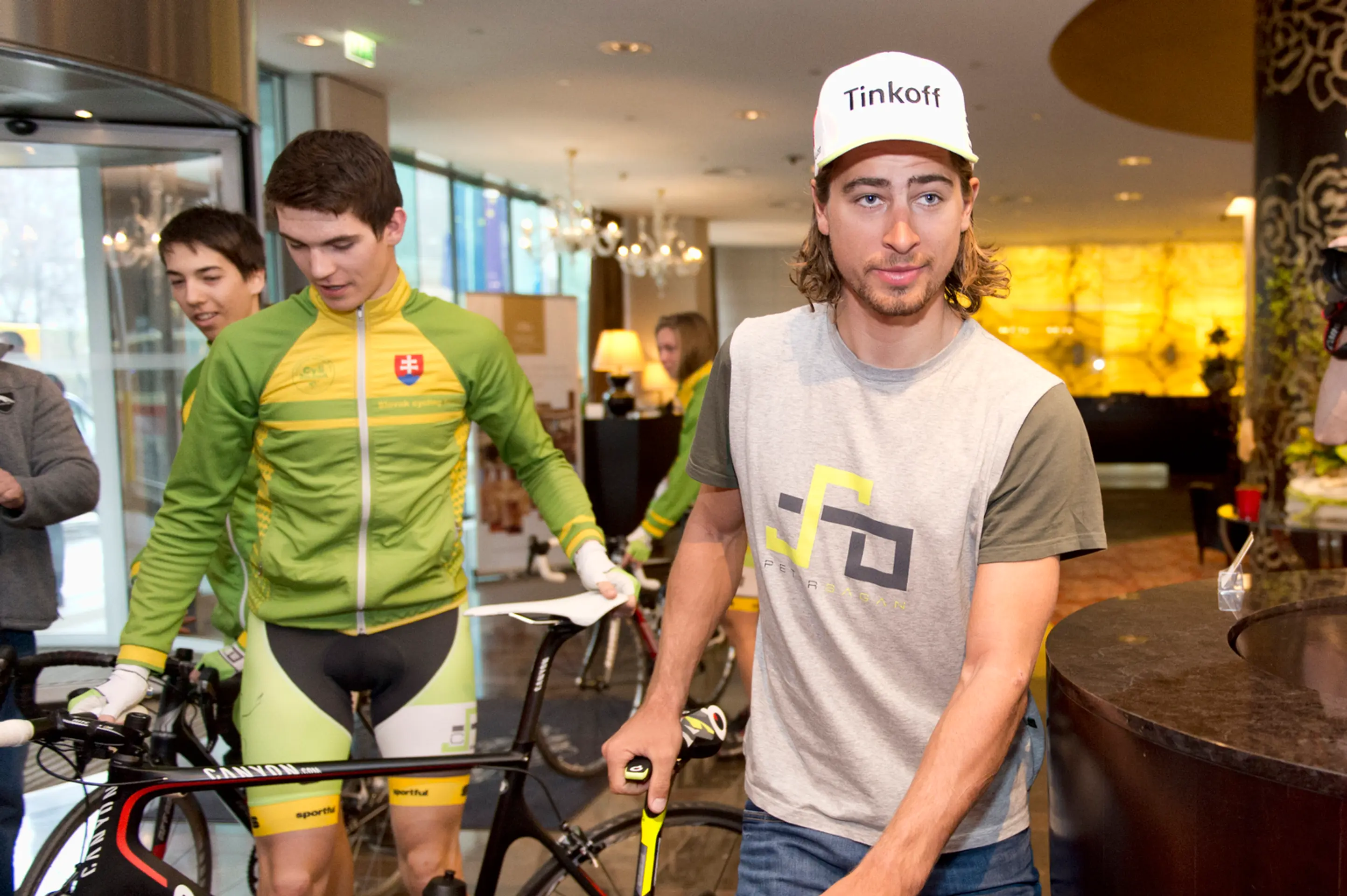 Peter Sagan počas tlačovej konferencie pri príležitosti prezentácie nového projektu CyS Peter Sagan Academy.