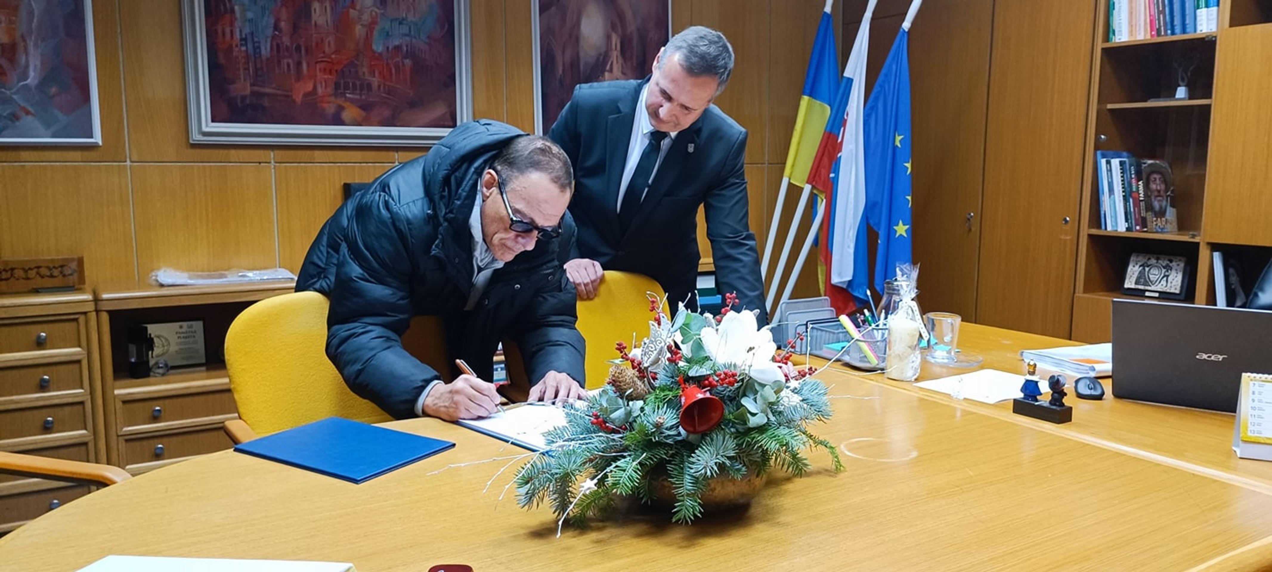 Jean-Claude van Damme v Michalovciach.