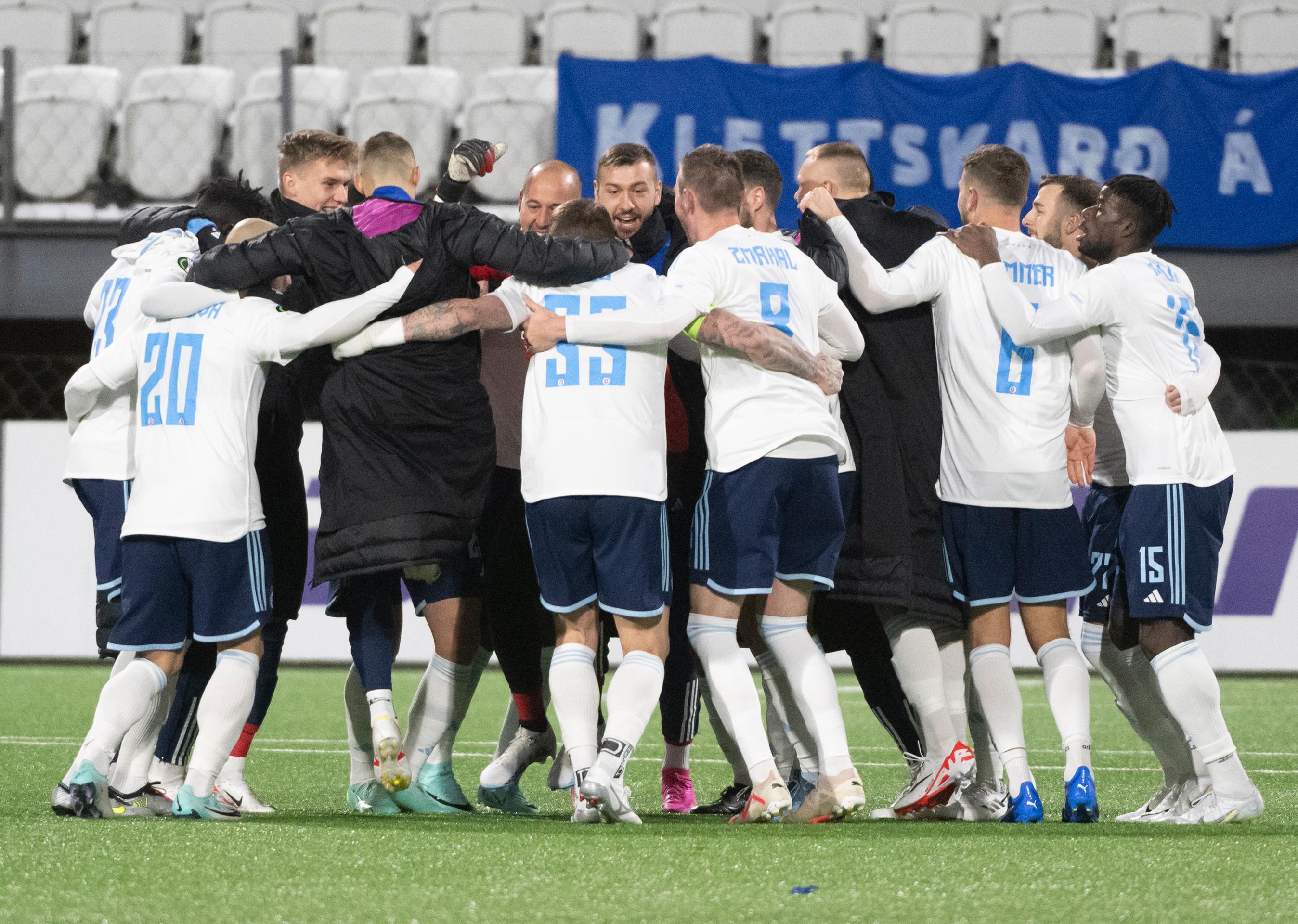 KÍ Klaksvík - Slovan Bratislava