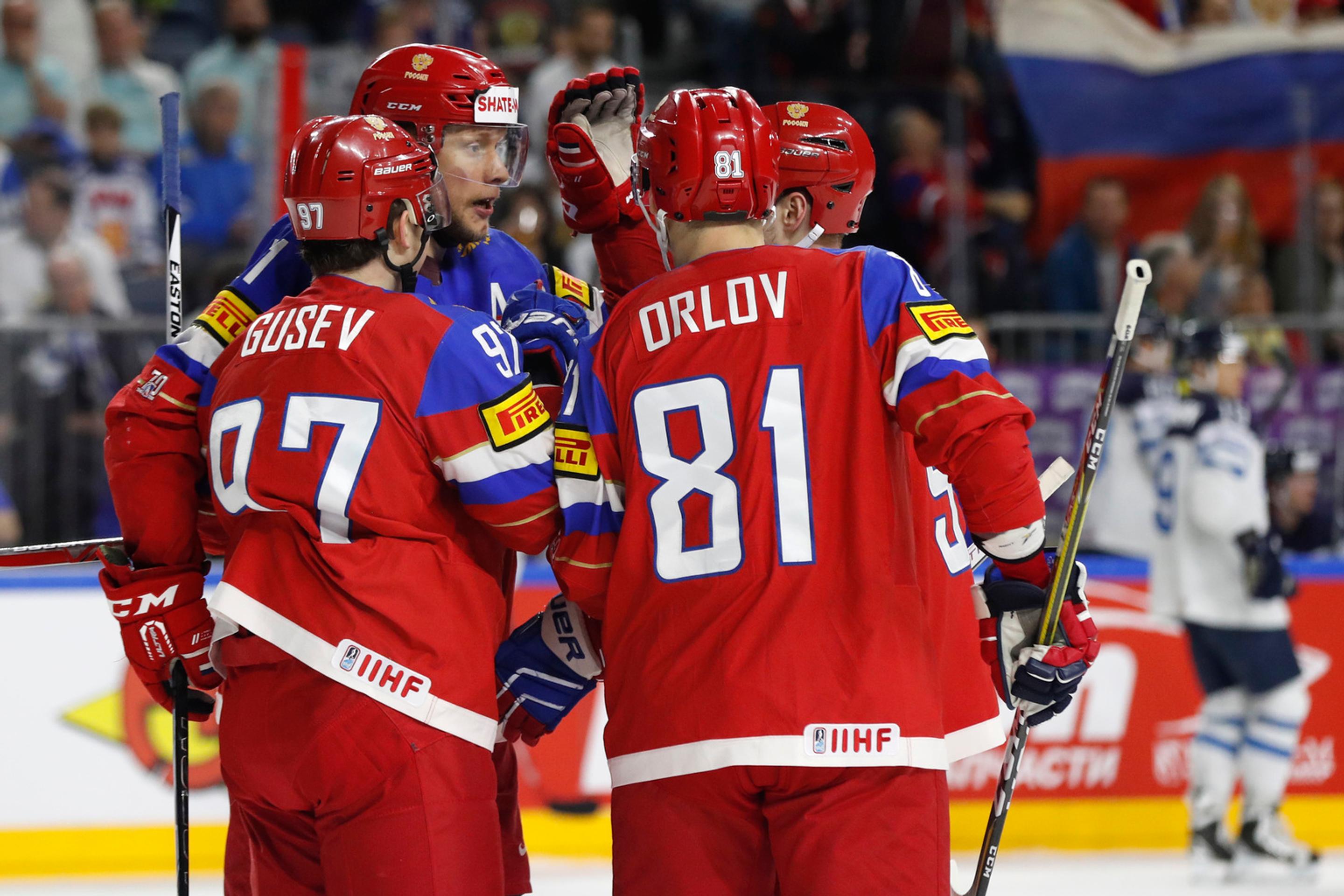 Radosť Rusov po góle proti Fínsku v dueli o bronz na MS 2017.