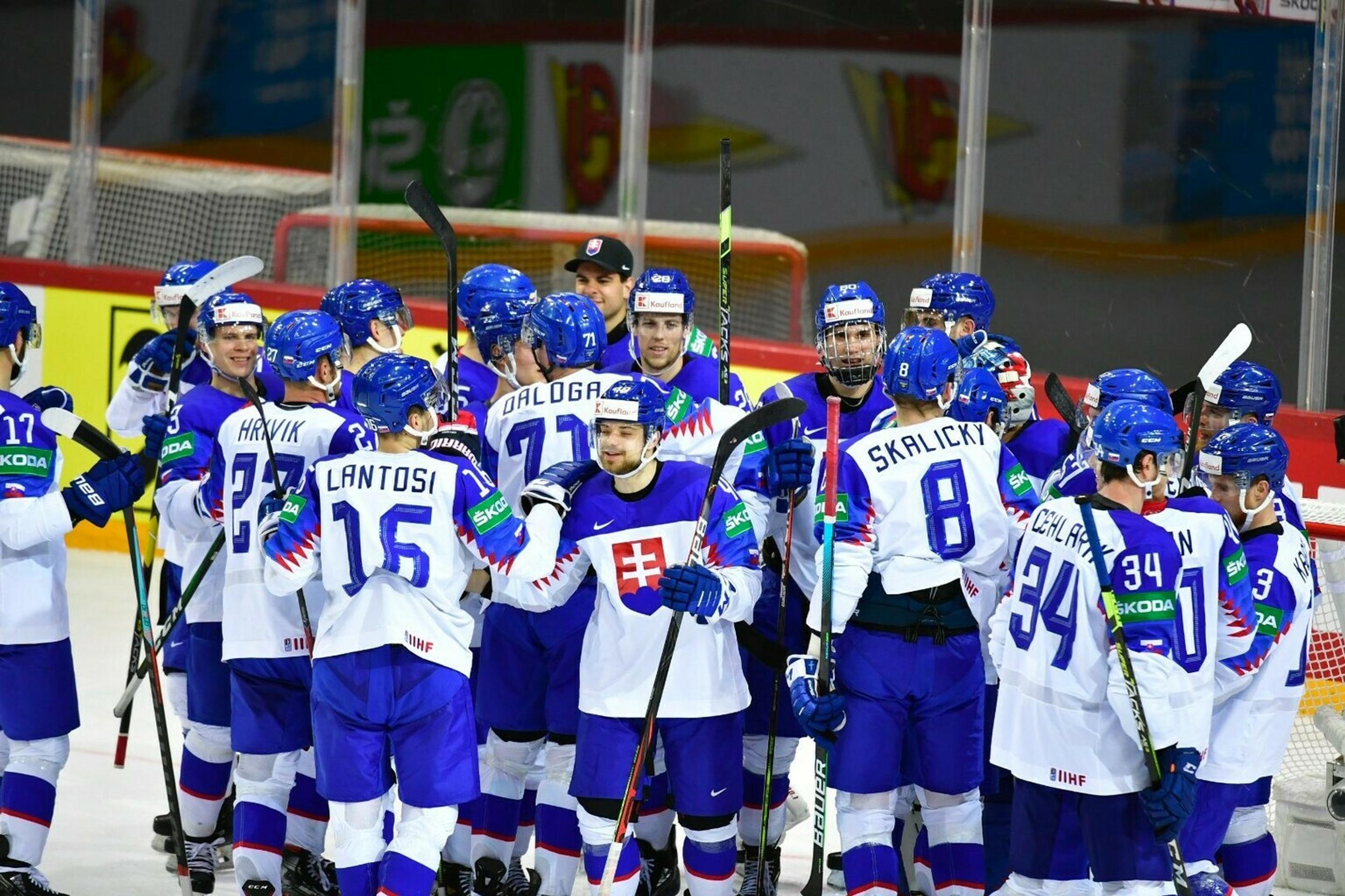 Radosť z prvého gólu.