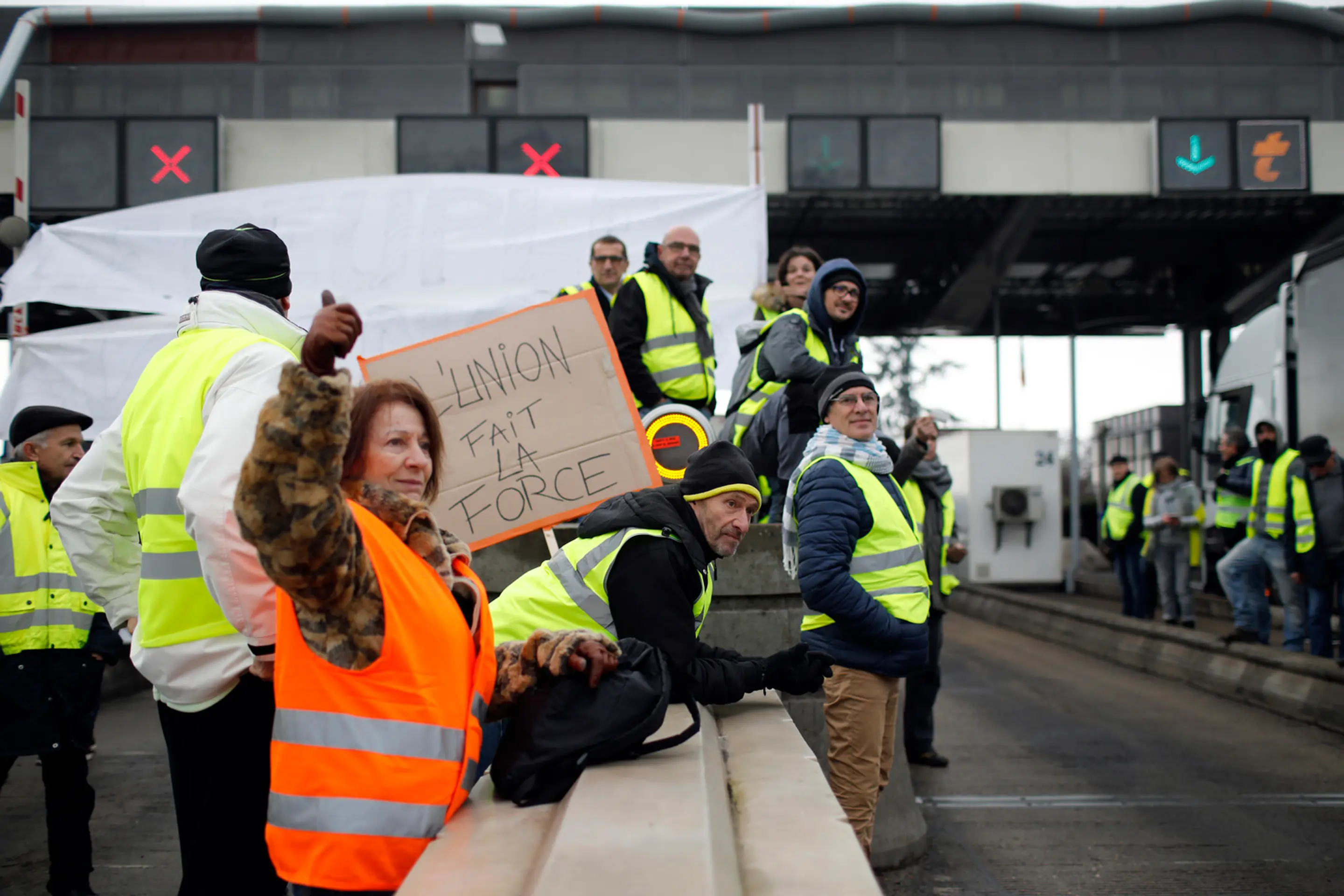 Protestujúci vo Francúzsku.