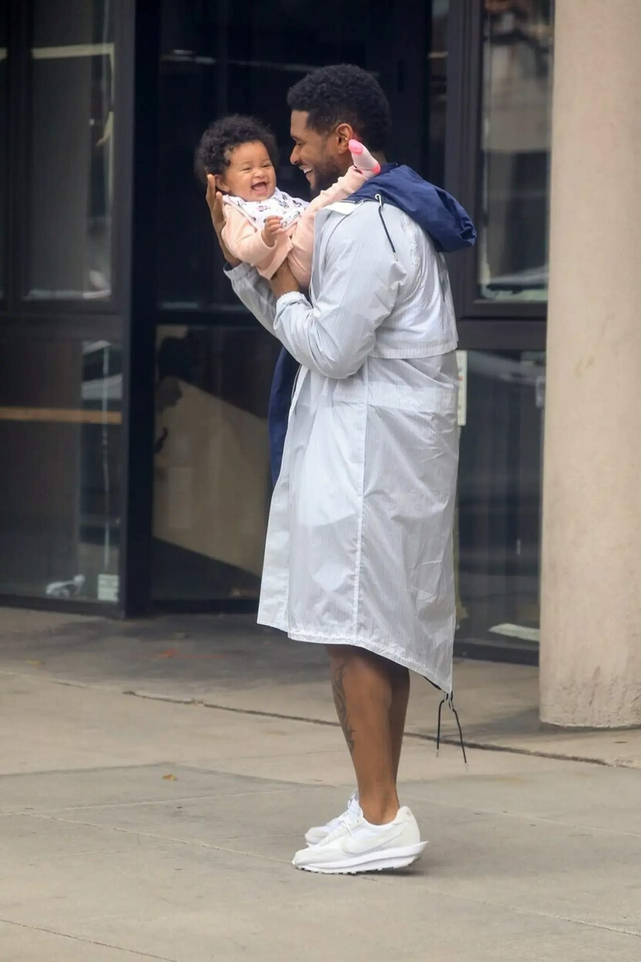 Usher s dcérkou.