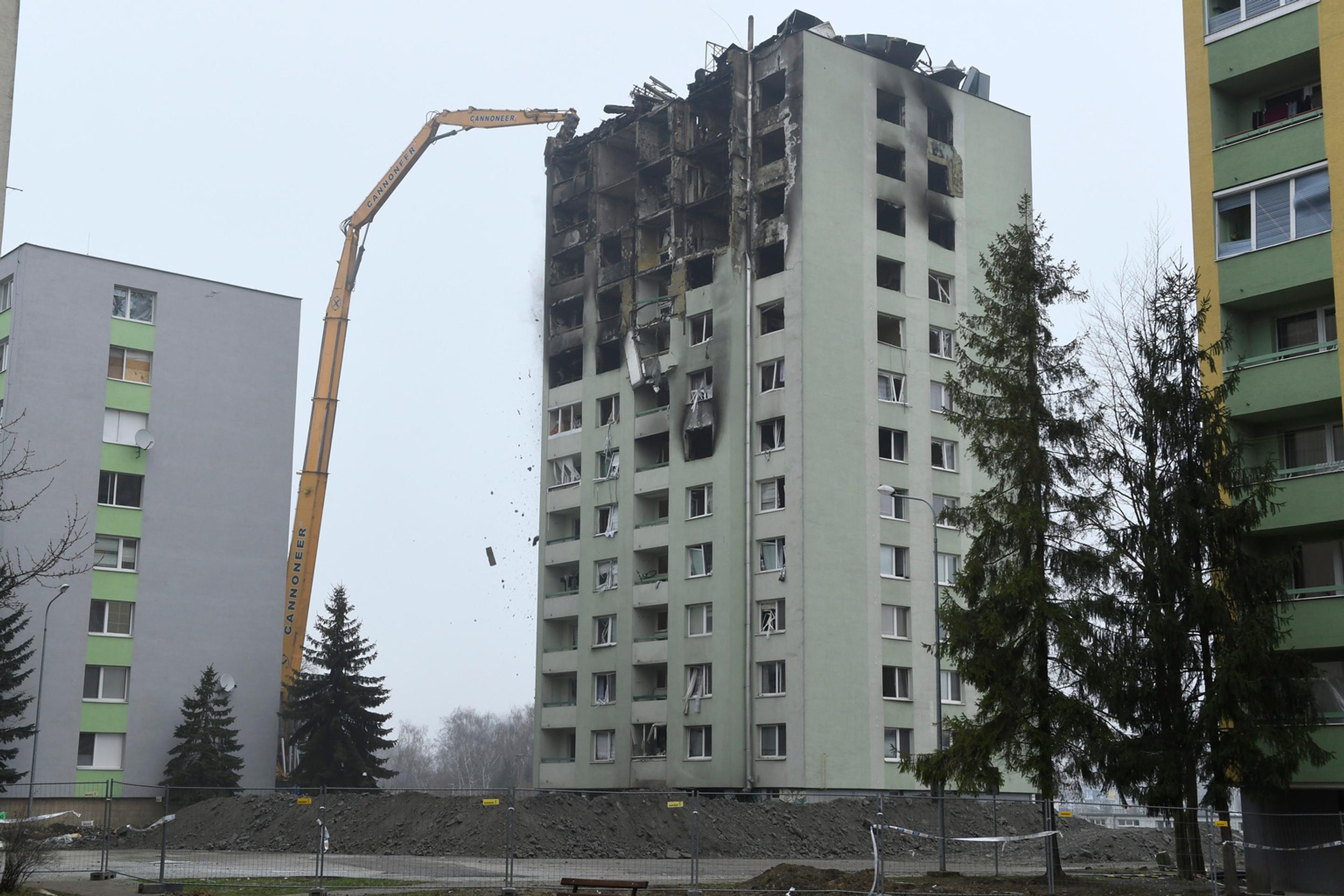 Tibor Eliot Rostas na súde. 