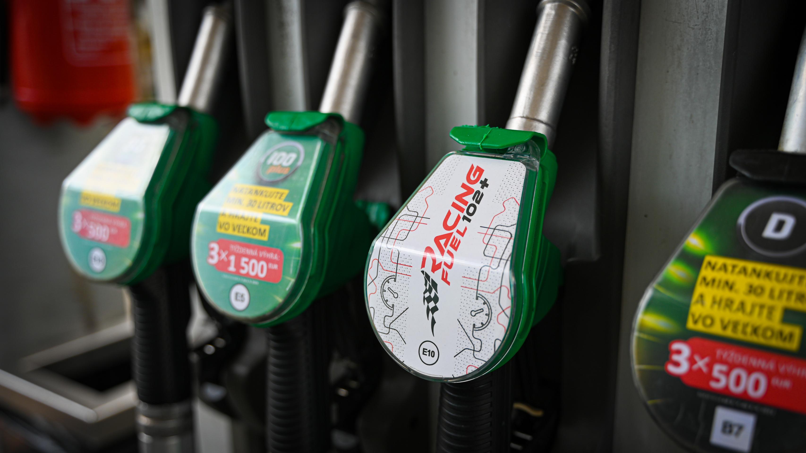 Palivo za takmer 4 eurá