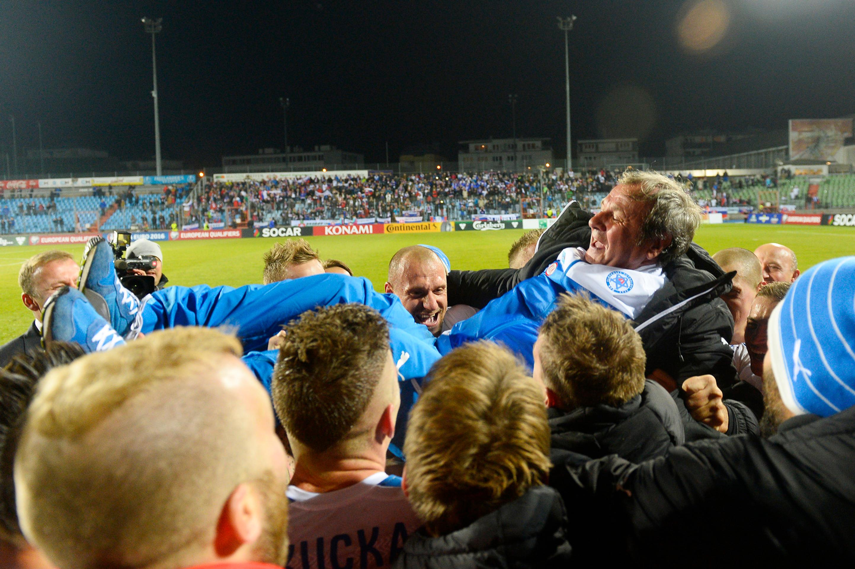 Slovensko postúpilo na EURO 2016