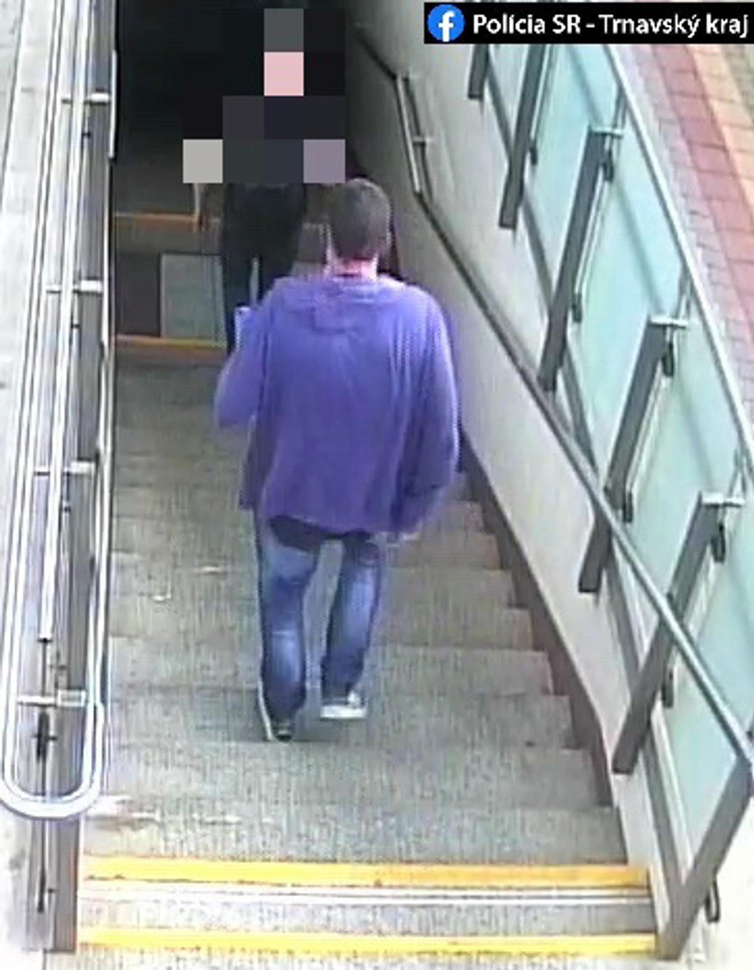 Exibicionista z vlaku na trase Dunajska Streda - Bratislava.