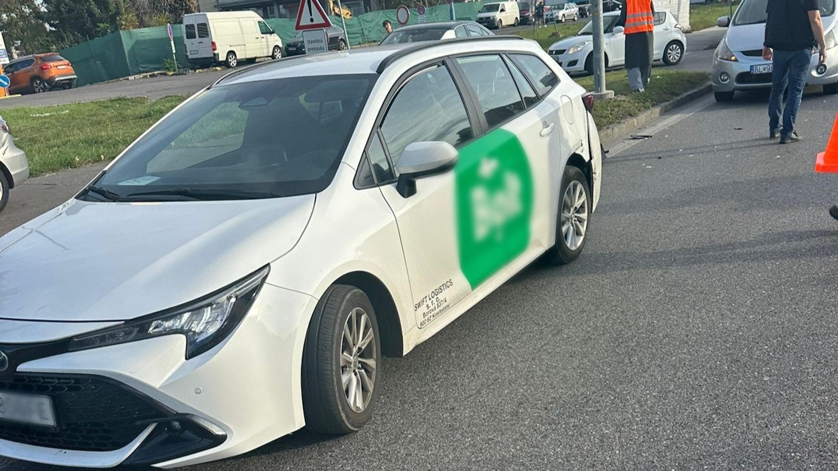 Nehoda na Bajkalskej ulici