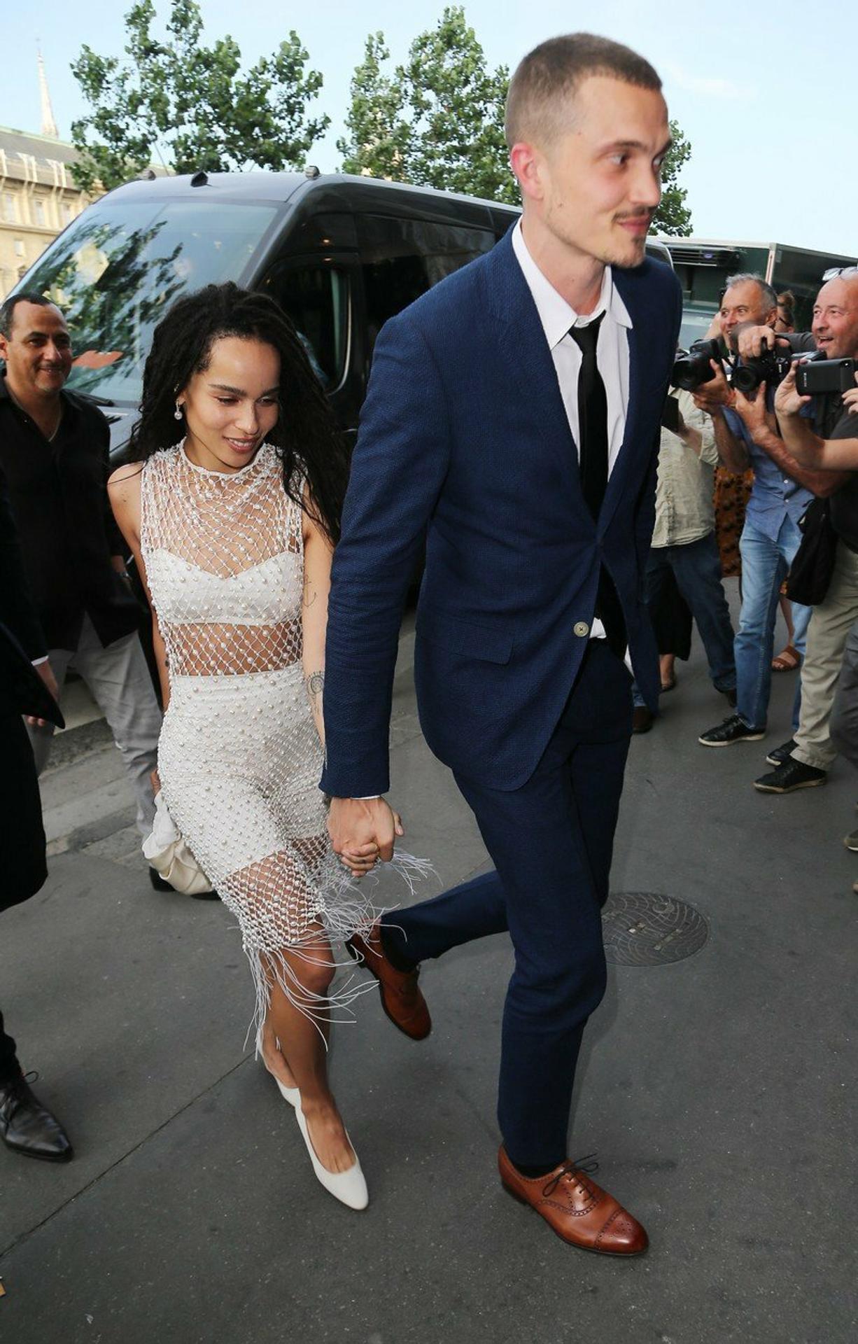 Nevestin nevlastný otec Jason Momoa s deťmi.