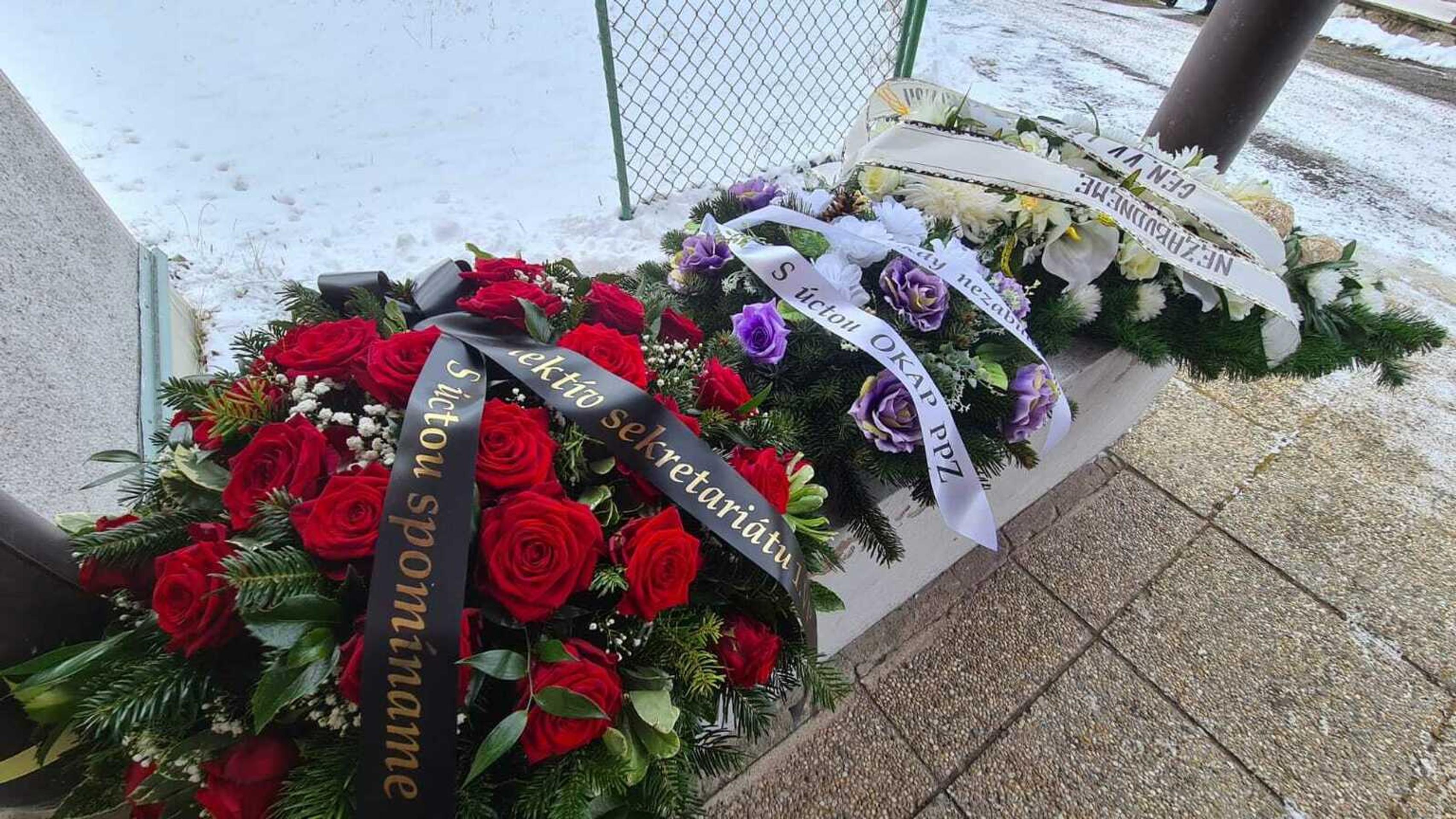 Exminister vnútra Robert Kaliňák prišiel na pohreb Milana Lučanského do Štrby.