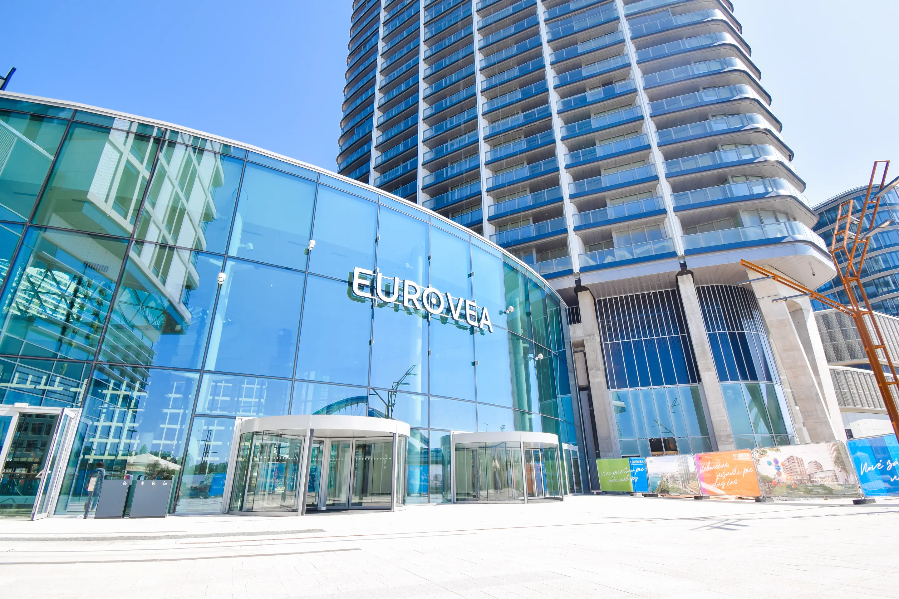 Otvorili novú EUROVEA 2