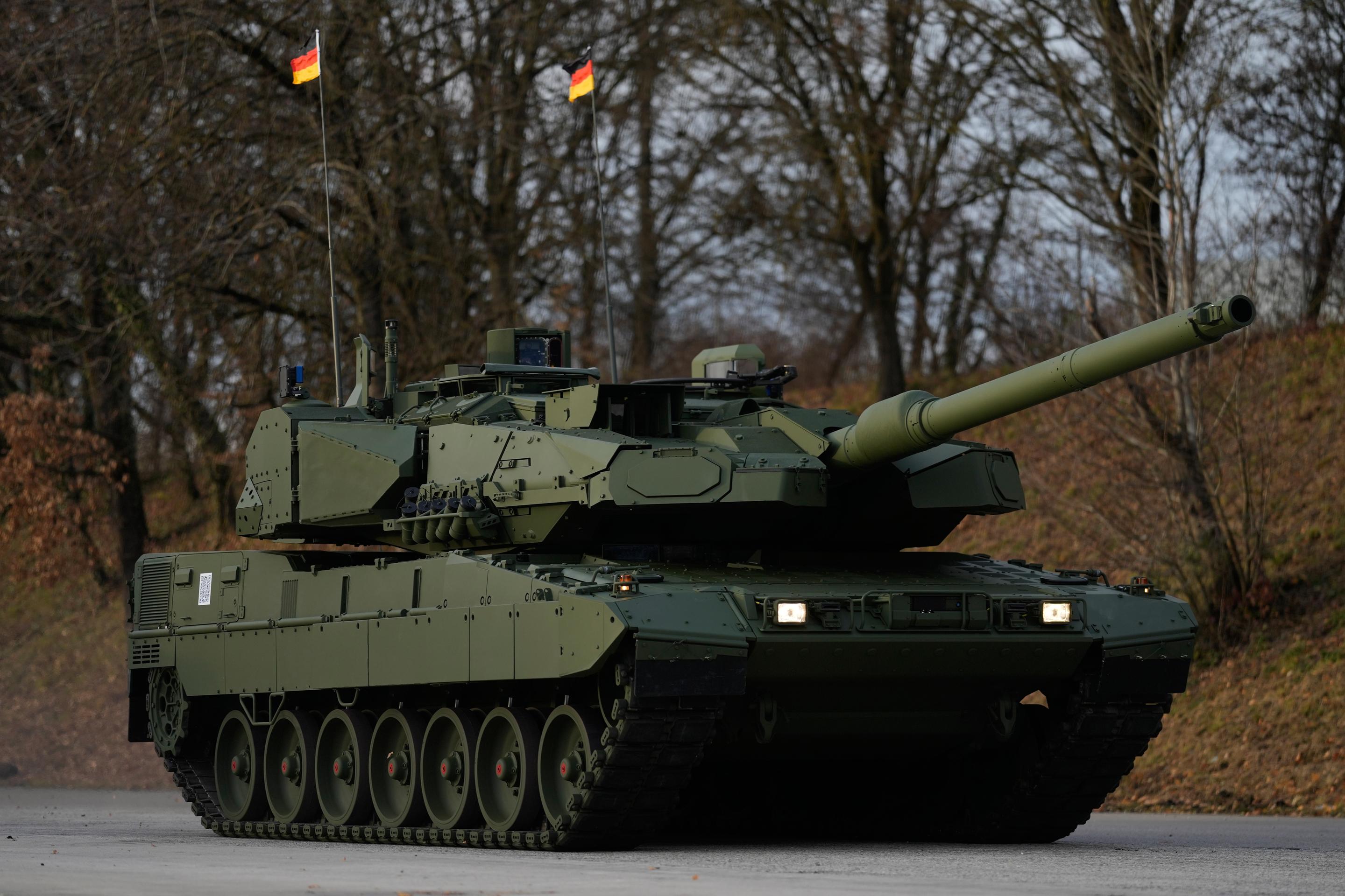 Nemecko ukázalo nový tank Leopard 2A8.