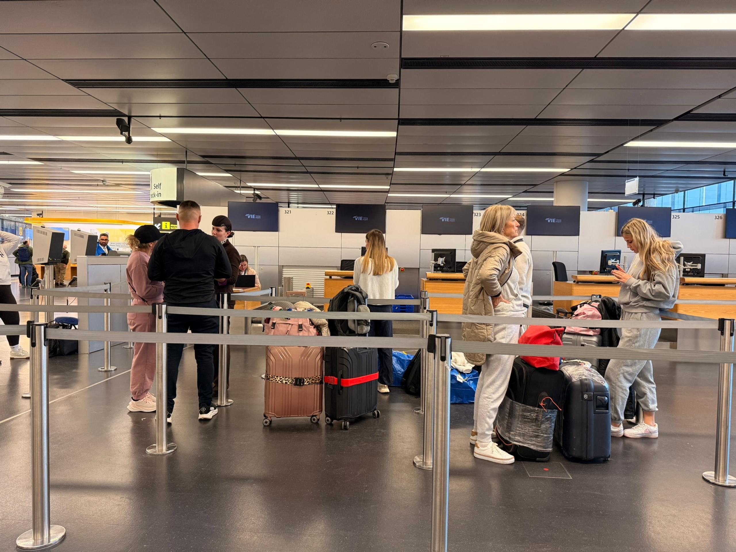 Zábery z viedenského letiska