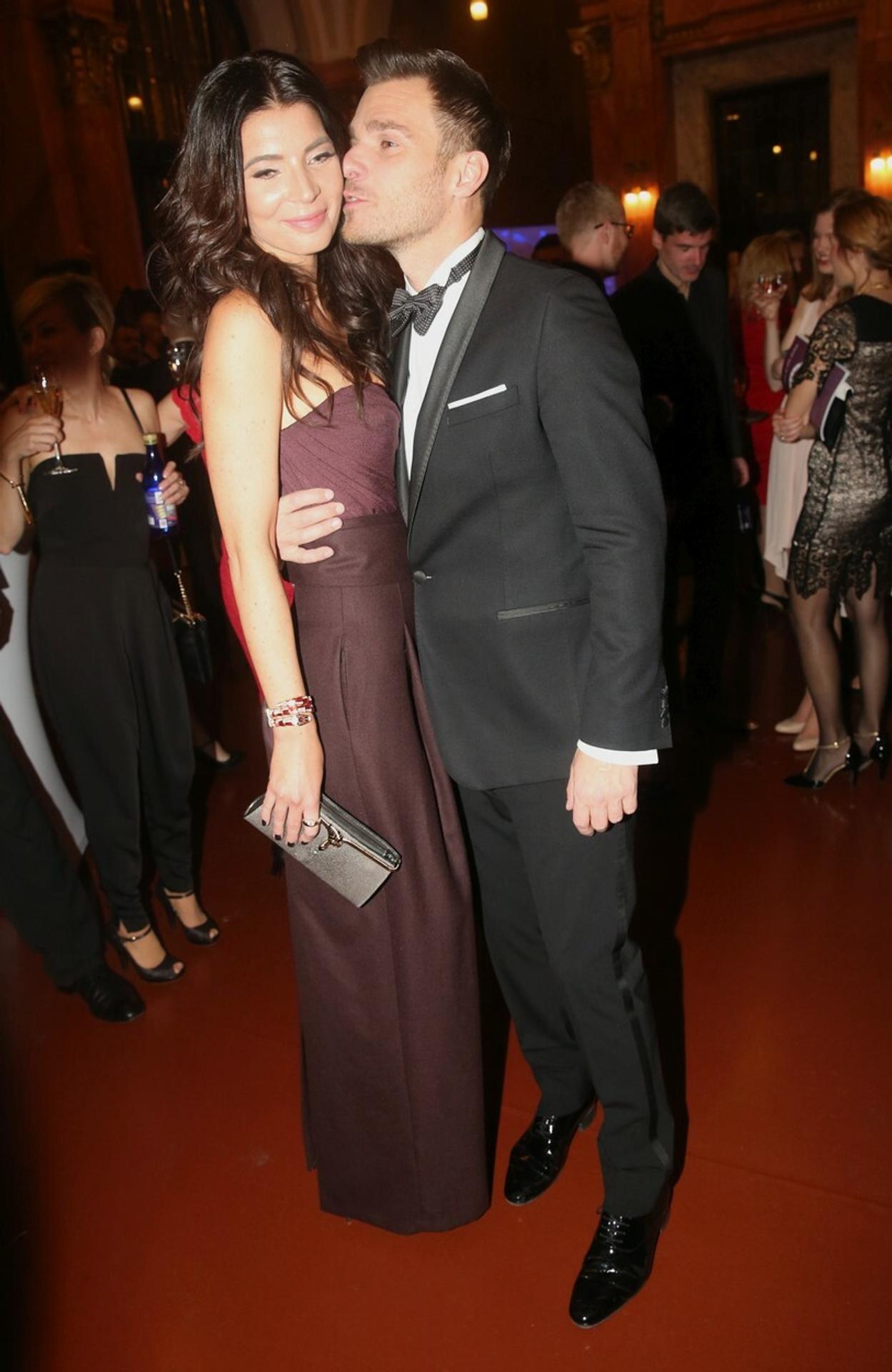 Leoš Mareš s priateľkou Monikou Koblížkovou.