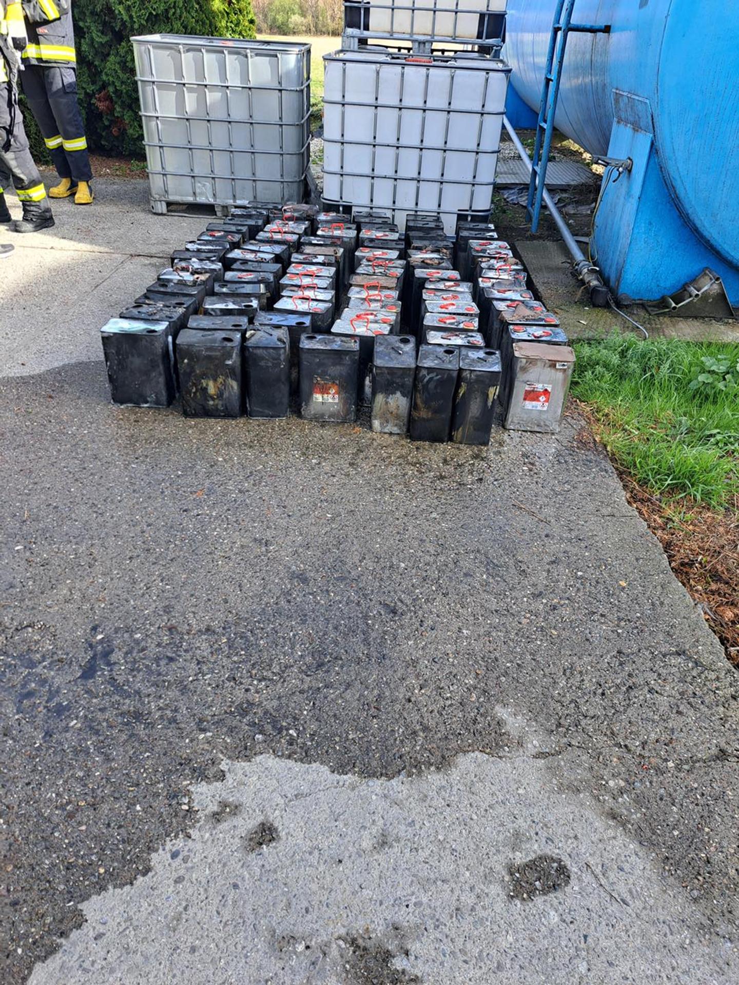 Požiar v chemickej fabrike v Kysuckom Novom Meste.