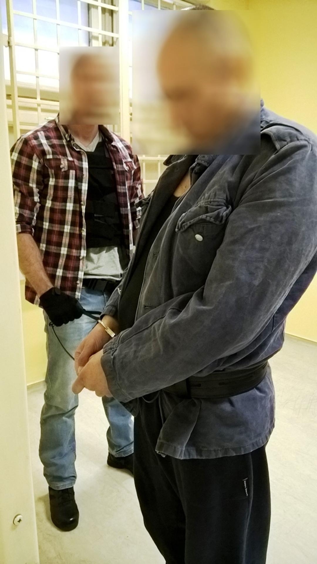 Zadržali medzinárodnú prevádzačskú skupinu