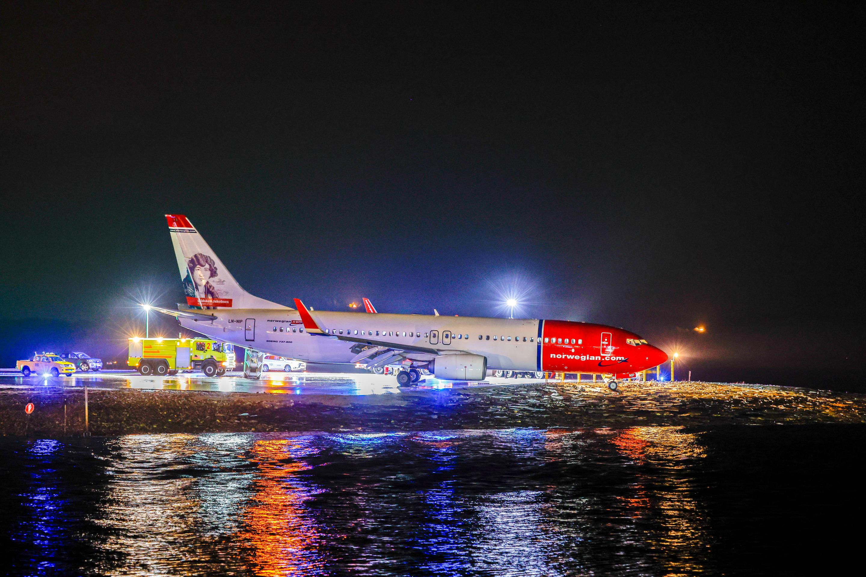 Lietadlo v Nórsku zišlo z pristávacej dráhy