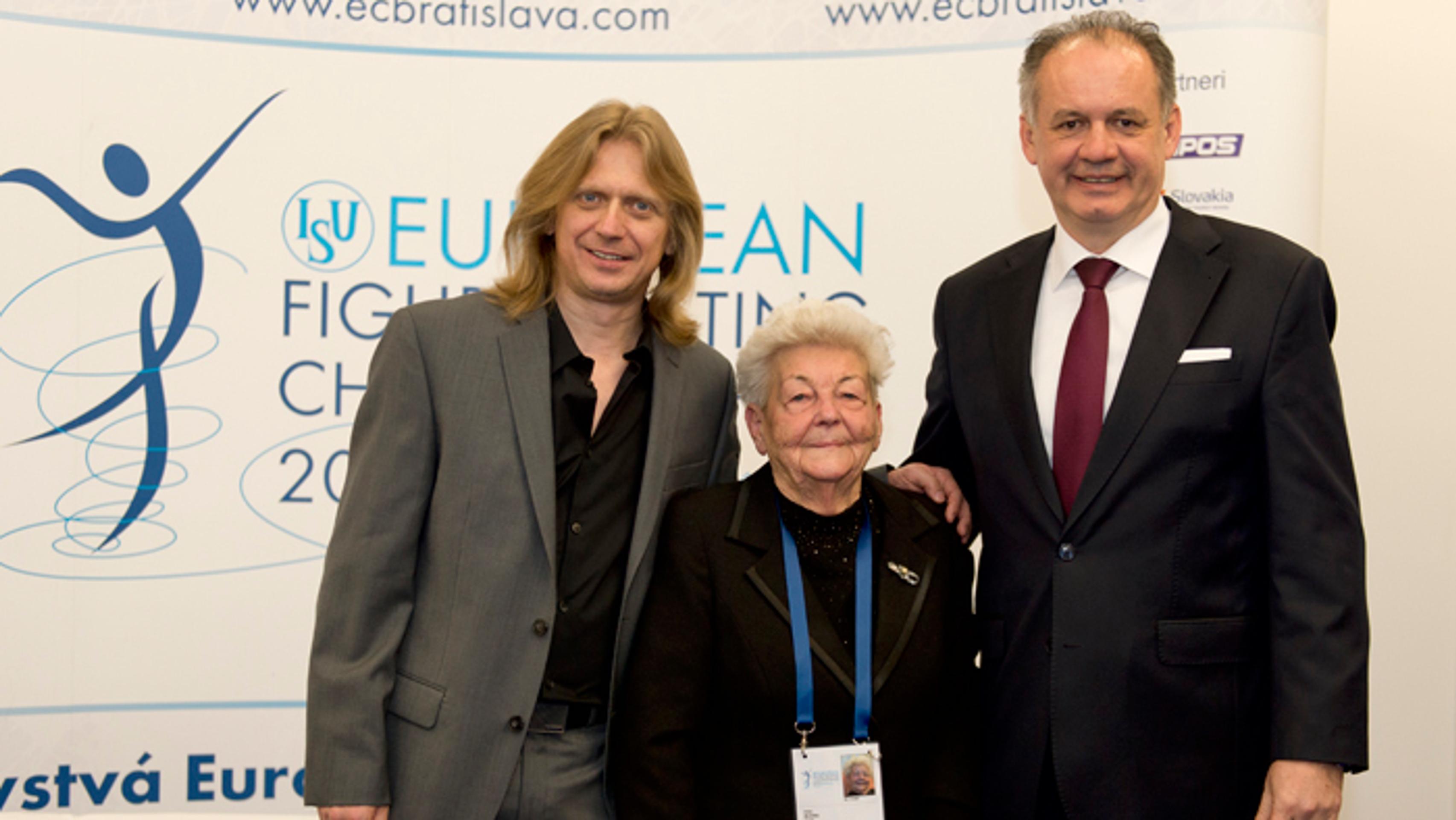 Prezident Andrej Kiska, legendárna trénerka Hilda Múdra a krasokorčuliarka legenda Jozef Sabovčík.
