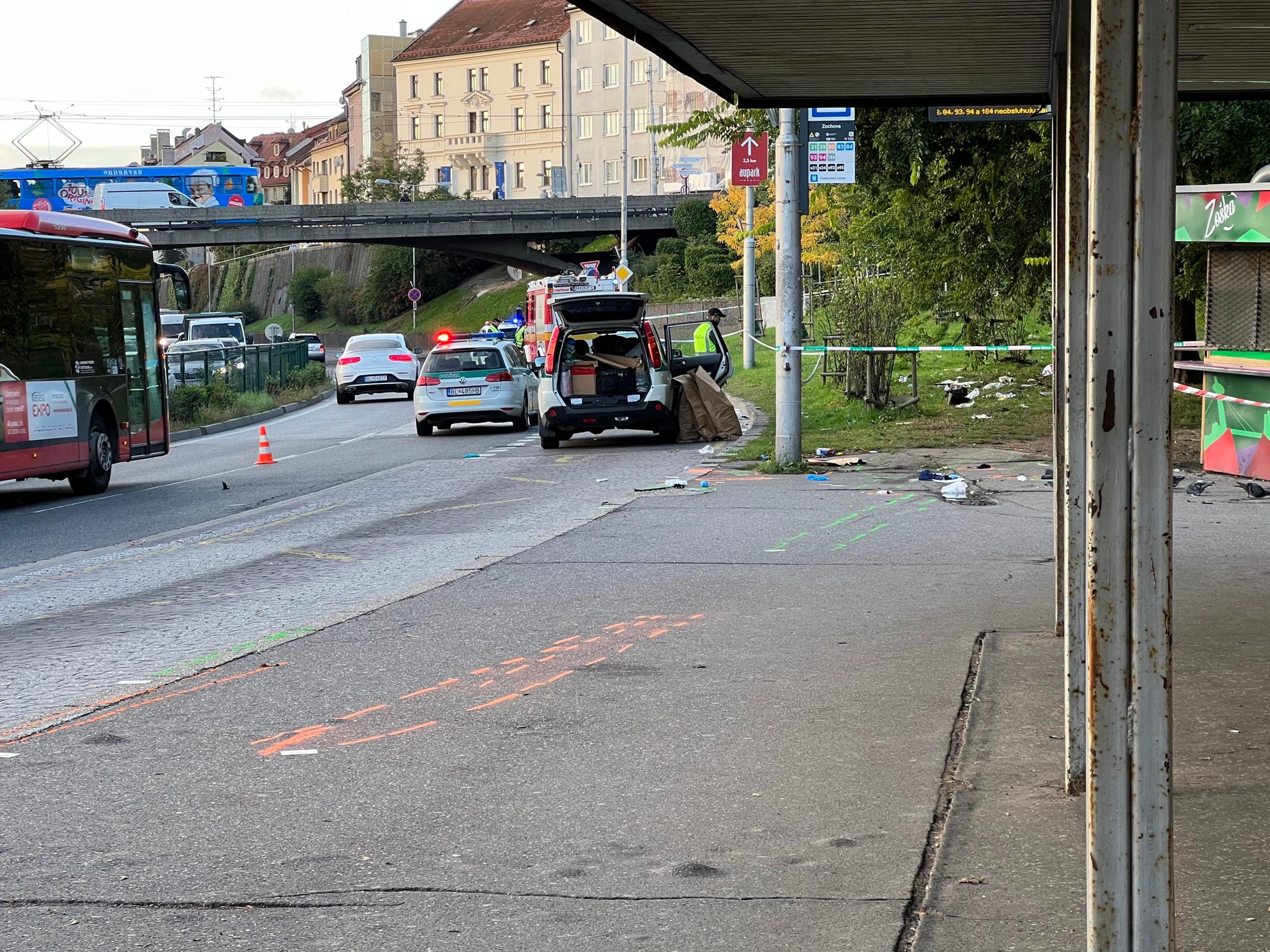 Zochova zastávka v Bratislave po nehode.