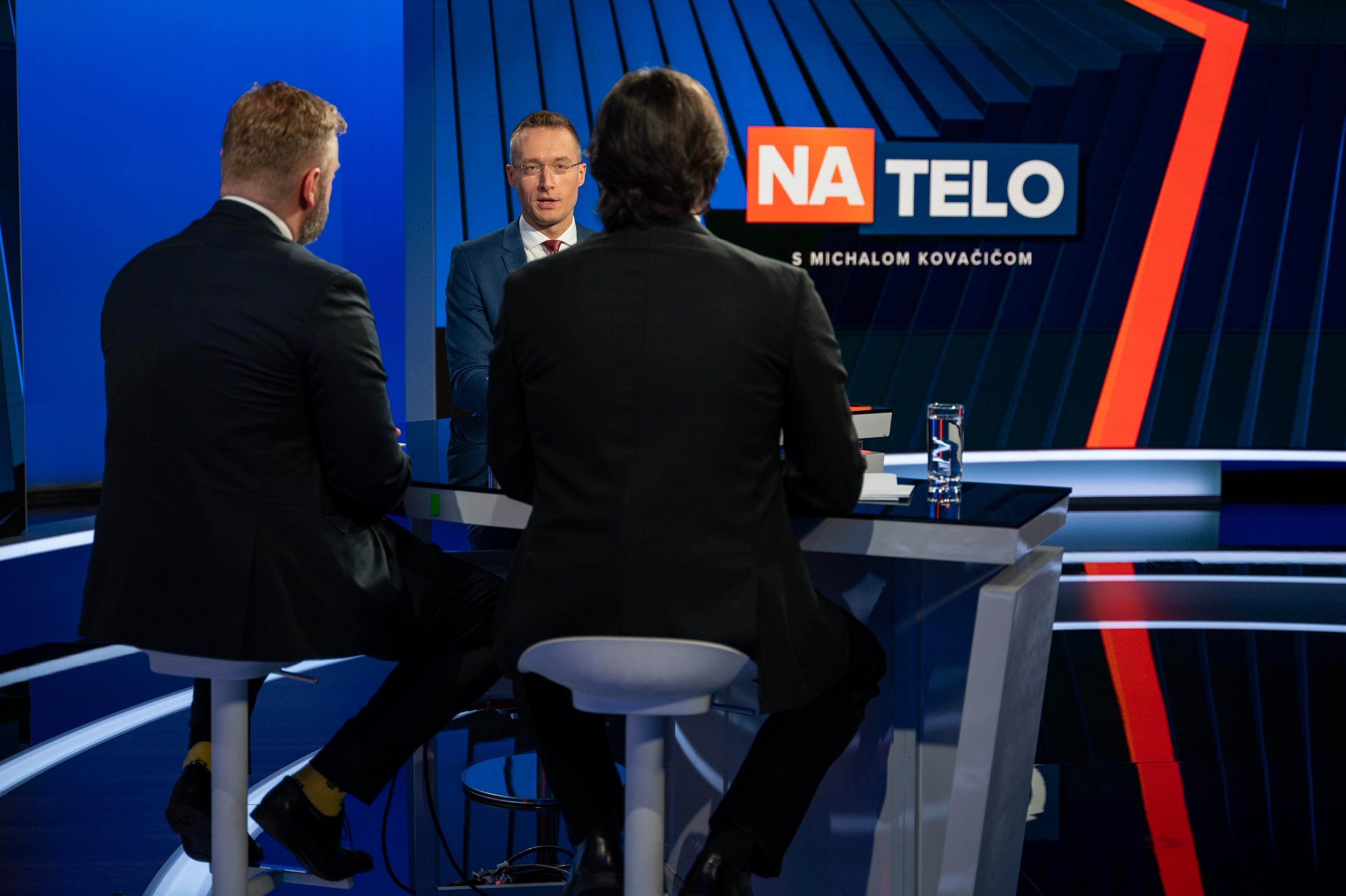 Robert Kaliňák a Juraj Krúpa v Na telo.