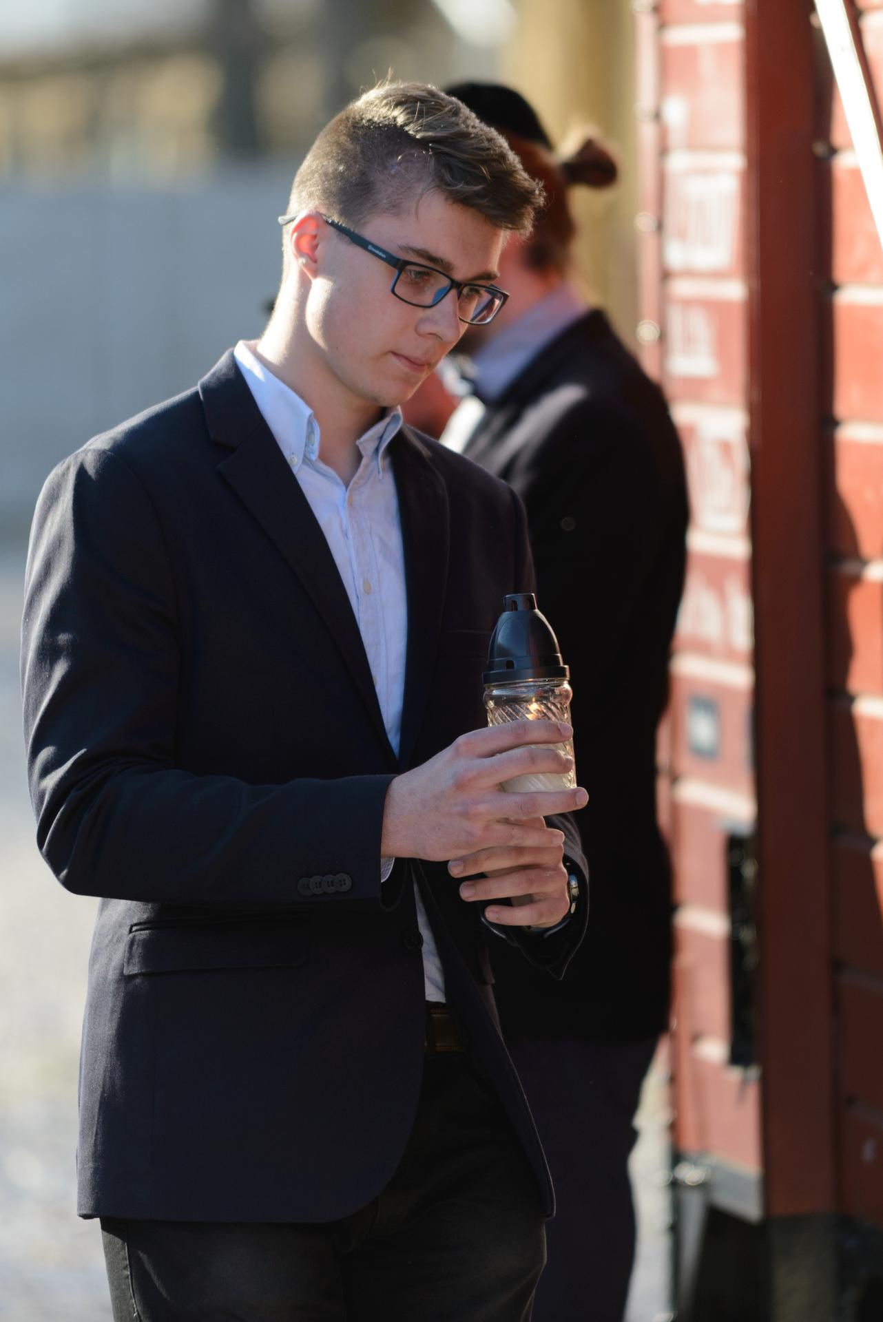 Pamiatku tisícok zavraždených Židov si uctili účastníci pietnej spomienky v Múzeu holokaustu v Seredi.