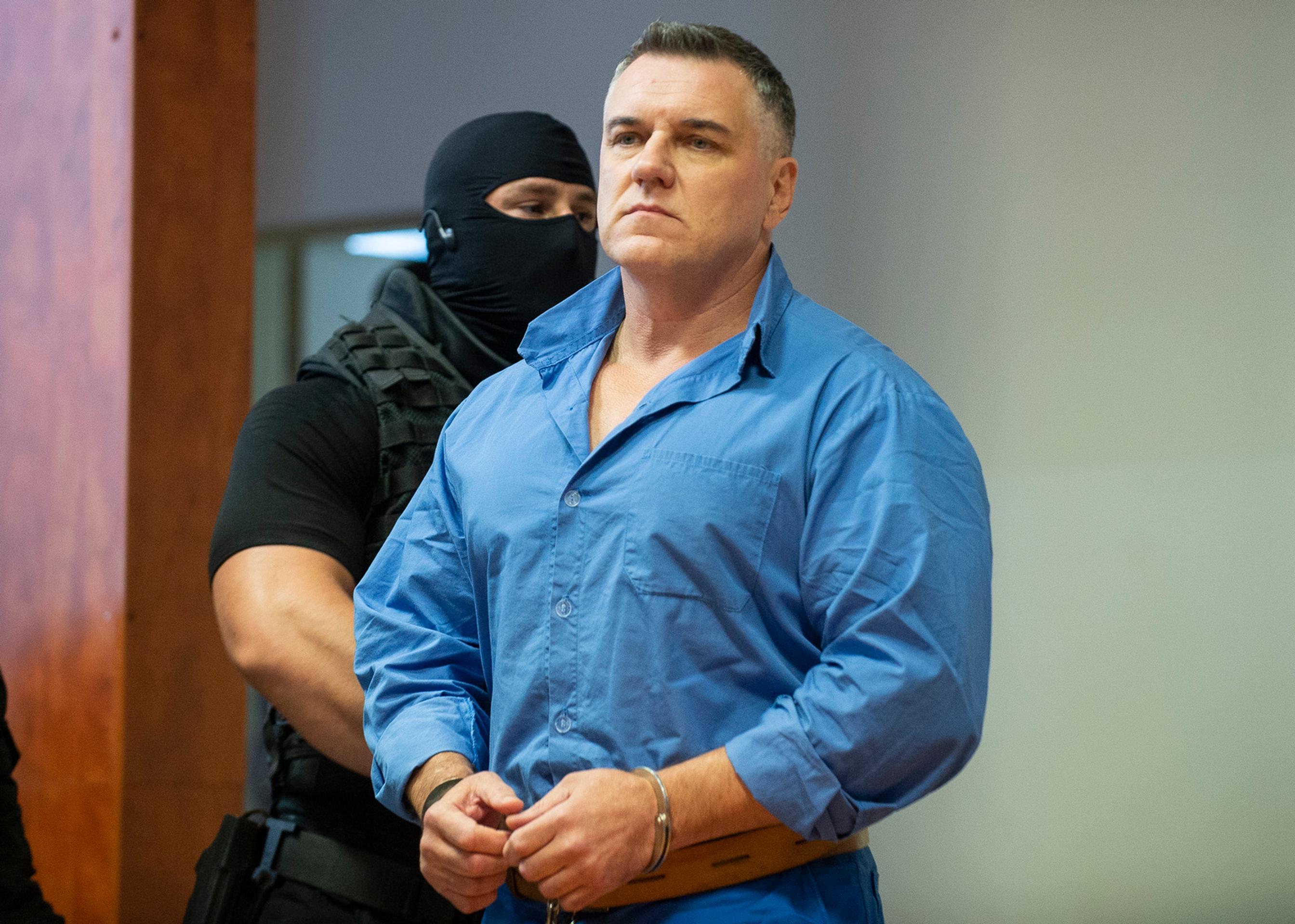 Online content analyst