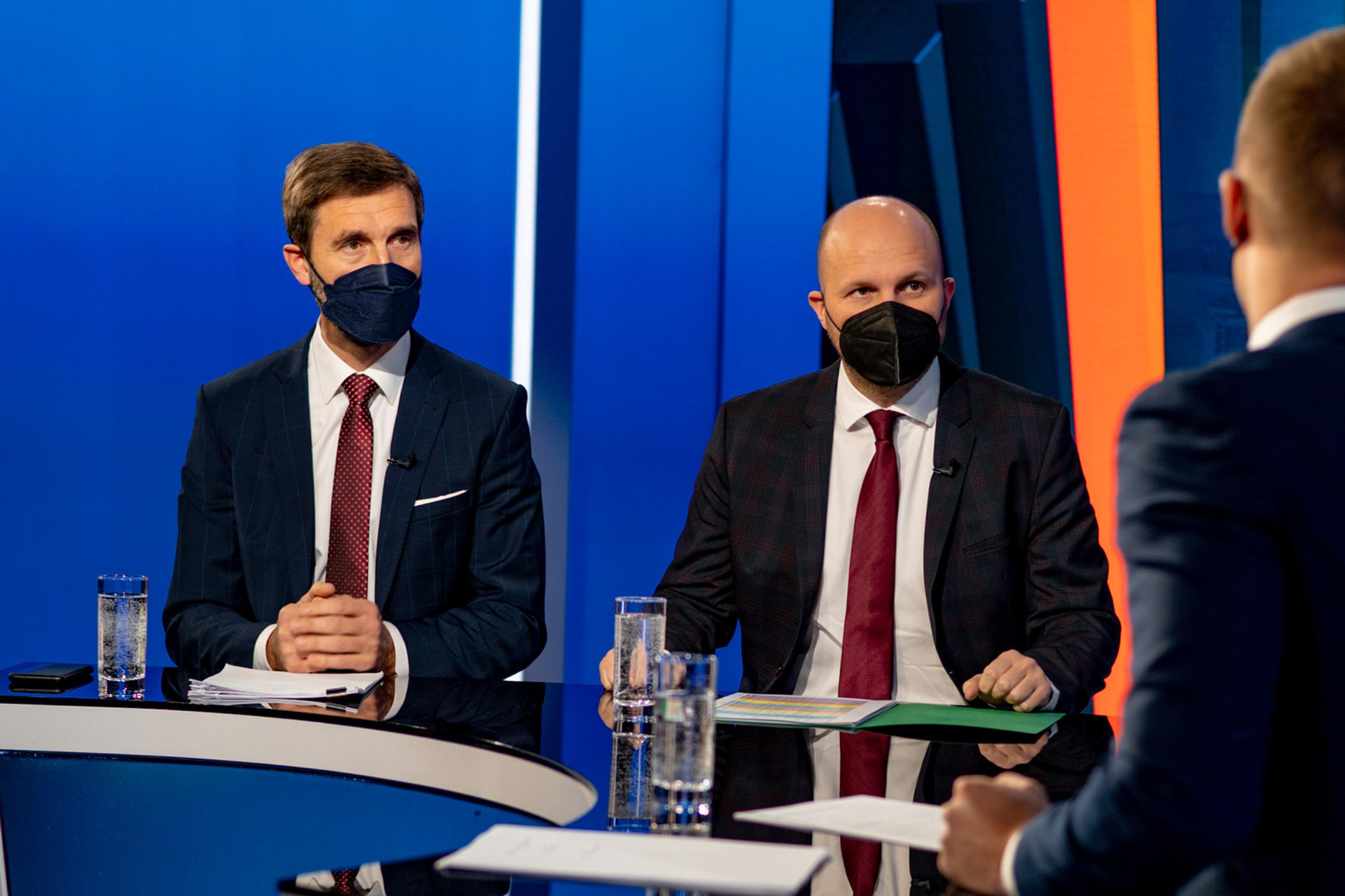 Na telo s Jurajom Blanárom a Jaroslavom Naďom.