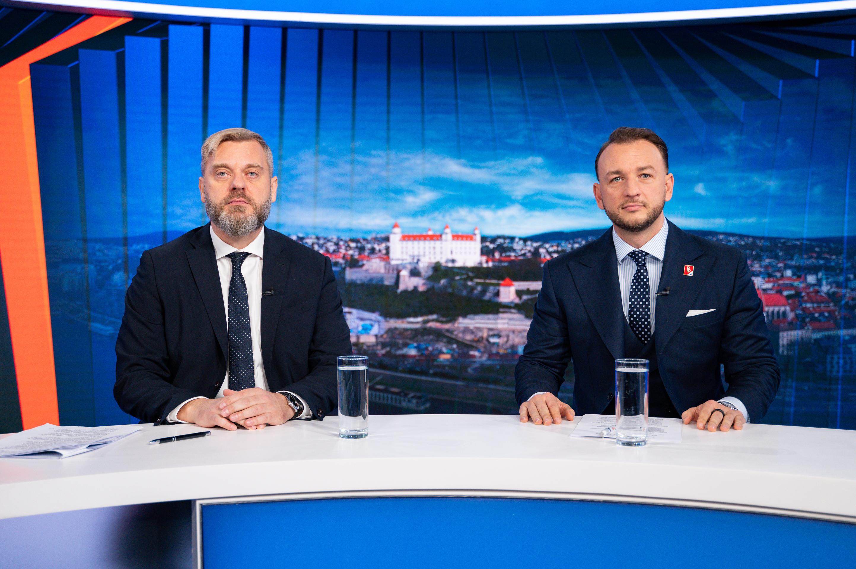 Juraj Krúpa a Matúš Šutaj Eštok v relácii Na telo