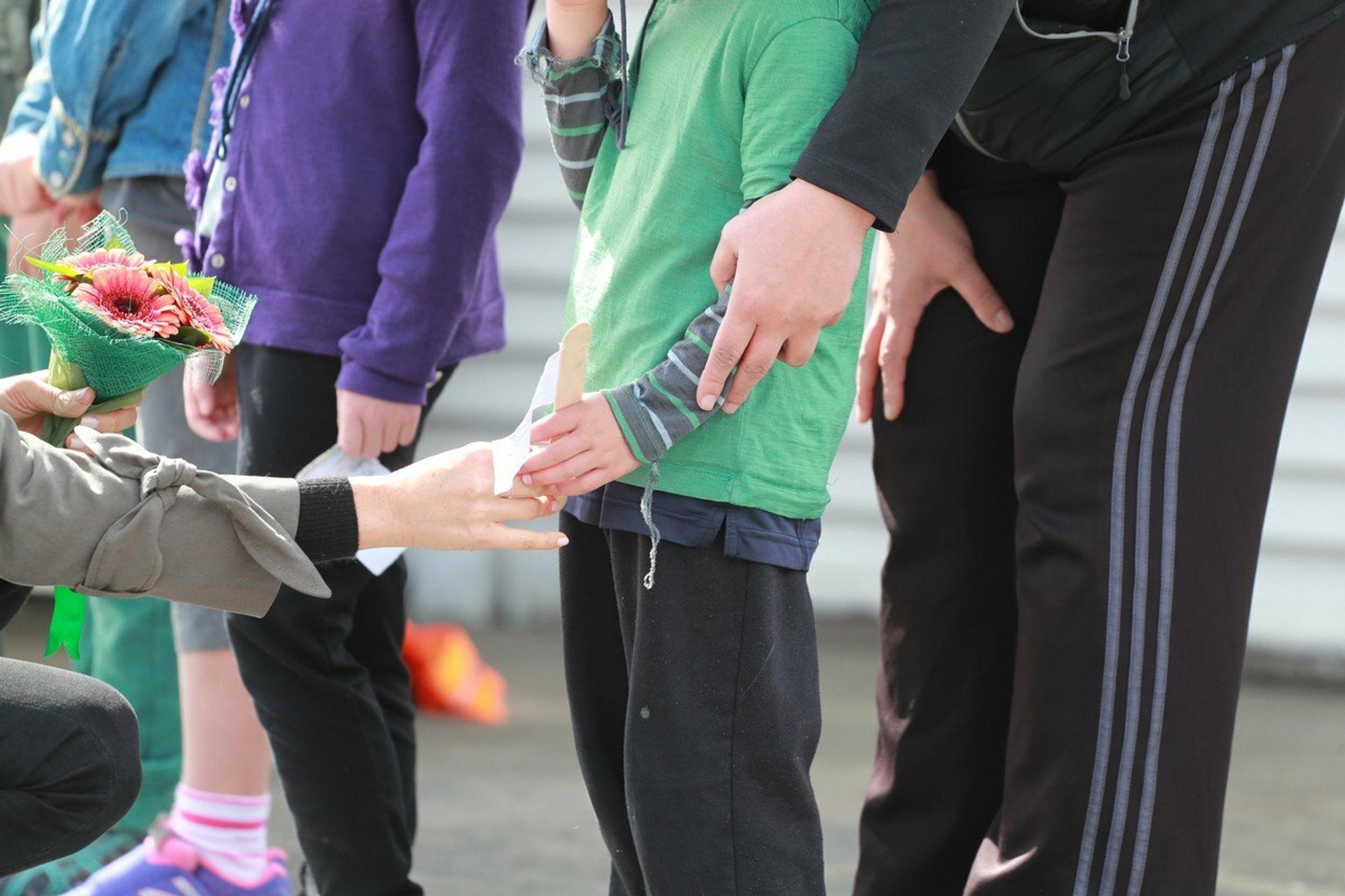 Meghan Markle utíšila plačúceho chlapca