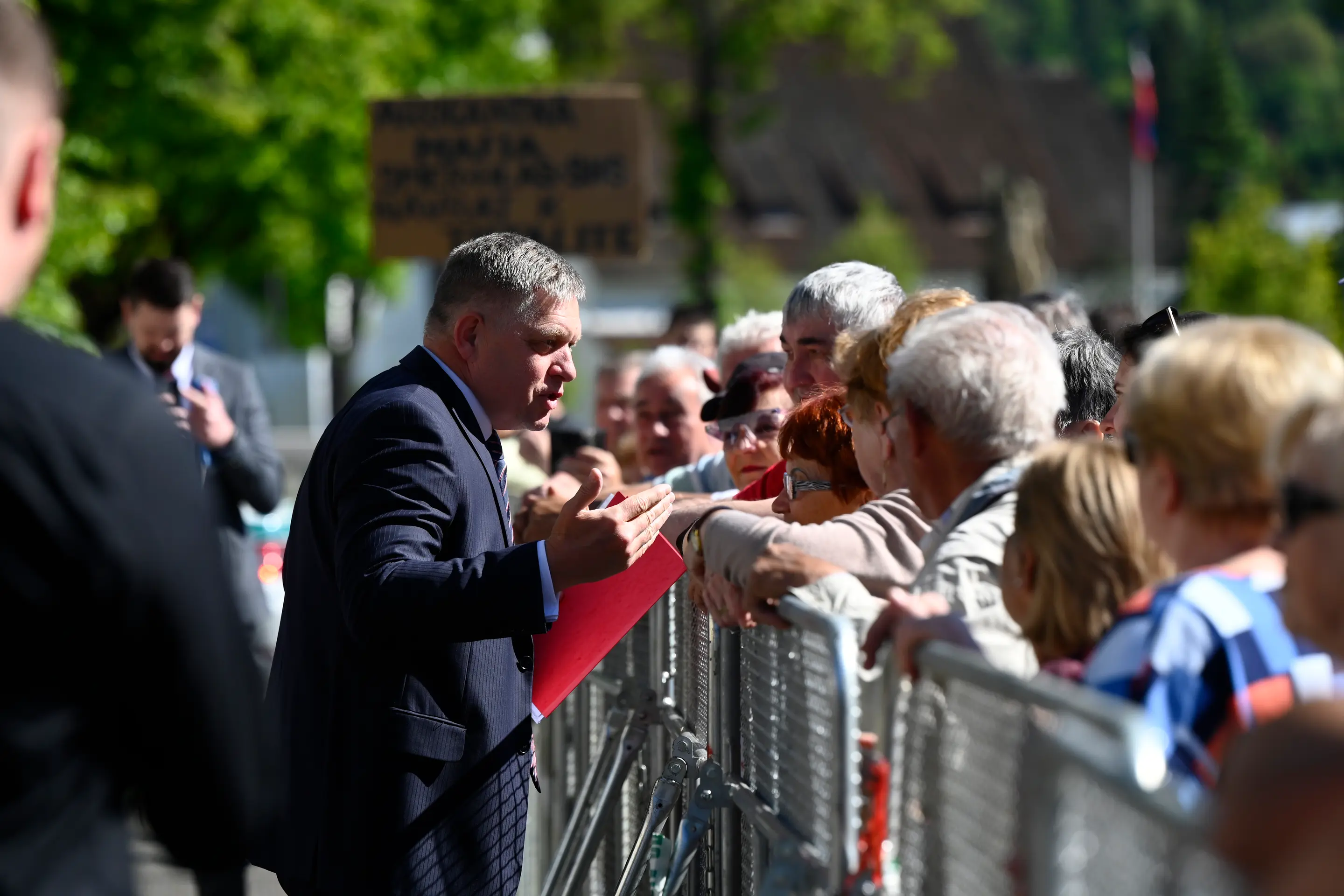 Na snímke predseda vlády SR Robert Fico (Smer-SD) ,
