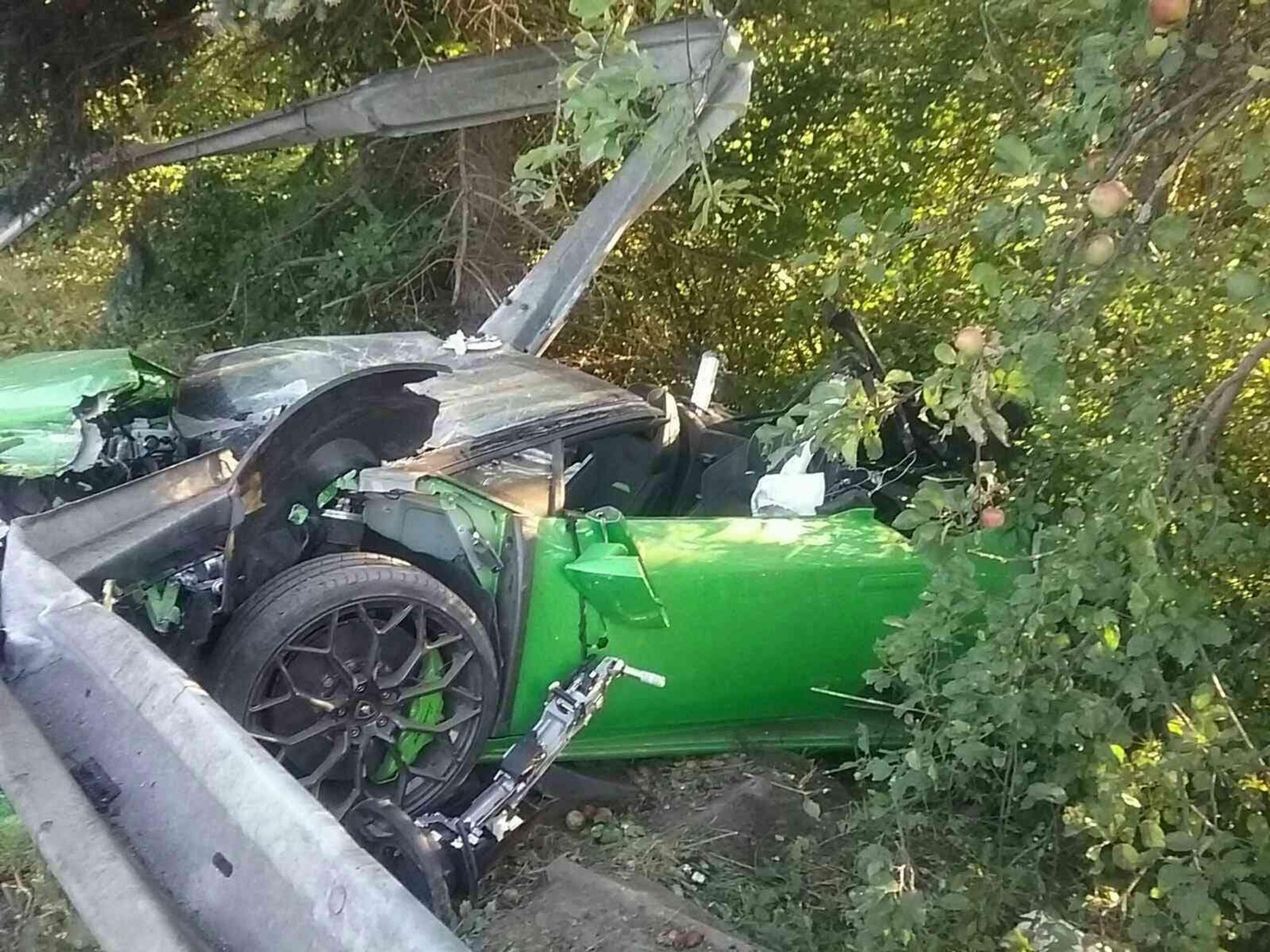 Nehoda Lamborghini v Dolnom Kubíne.