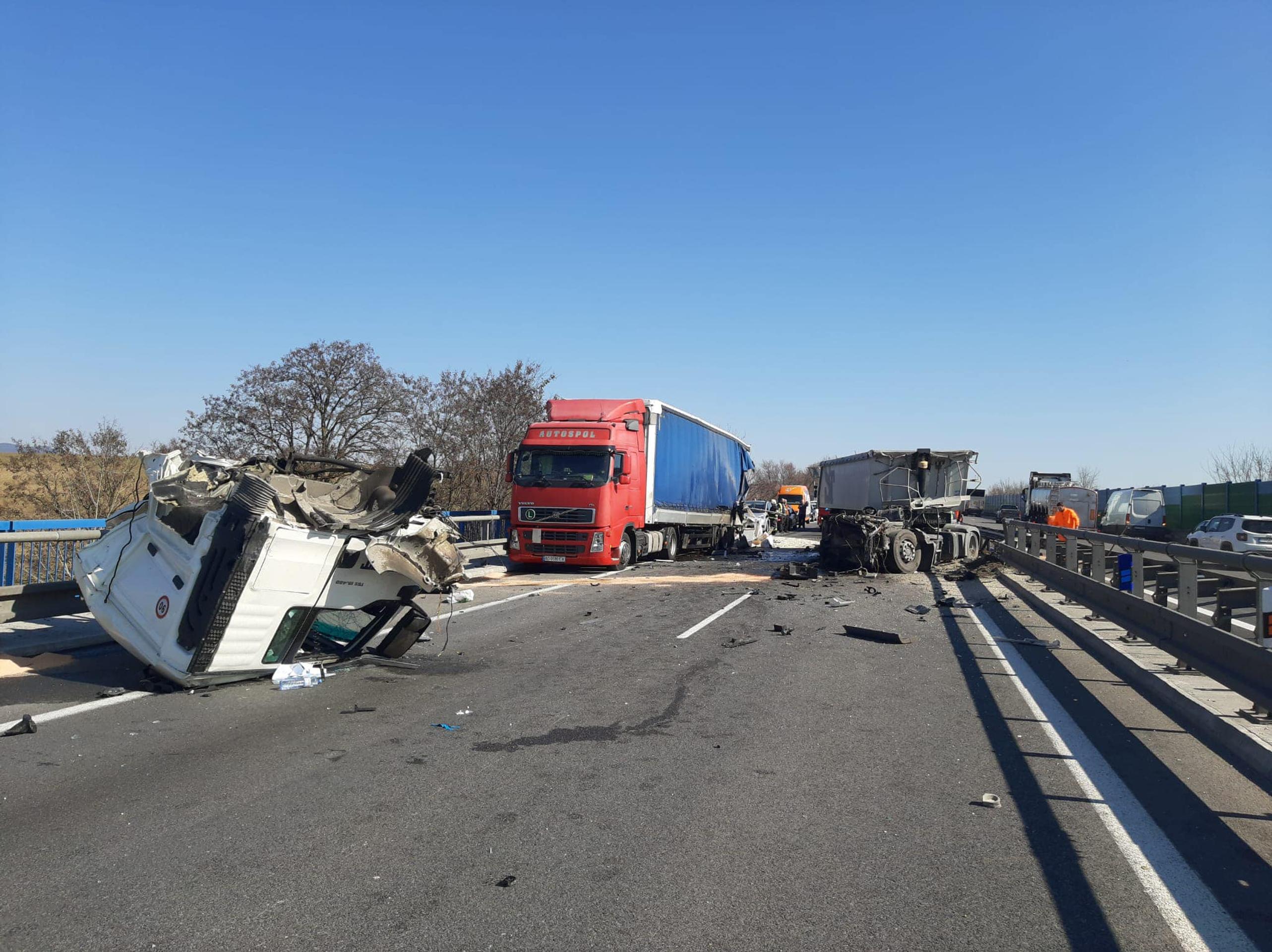 Nehoda v smere z Nitry do Trnavy.