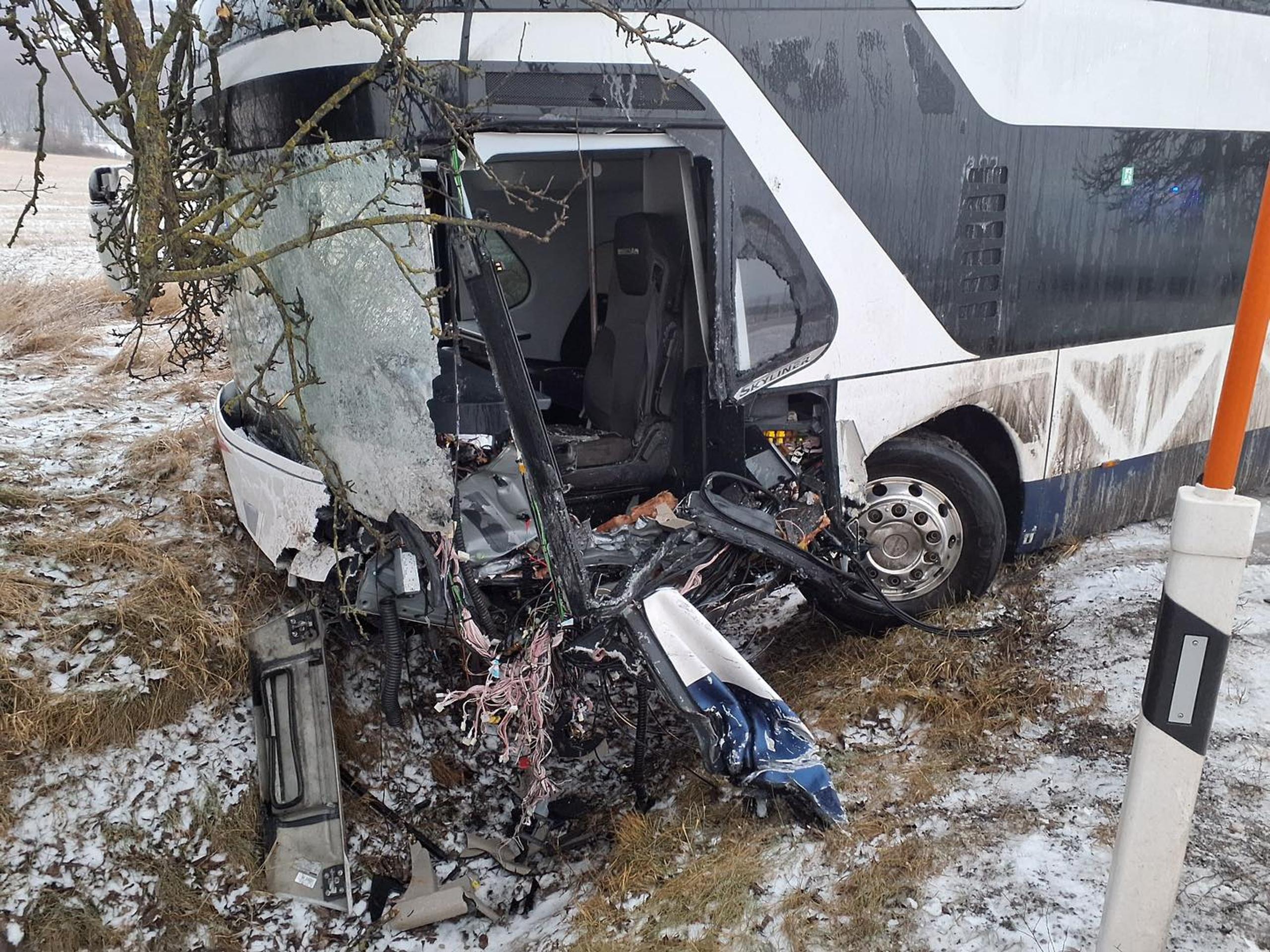 Nehoda medzi obcami Rohožník a Sološnica.