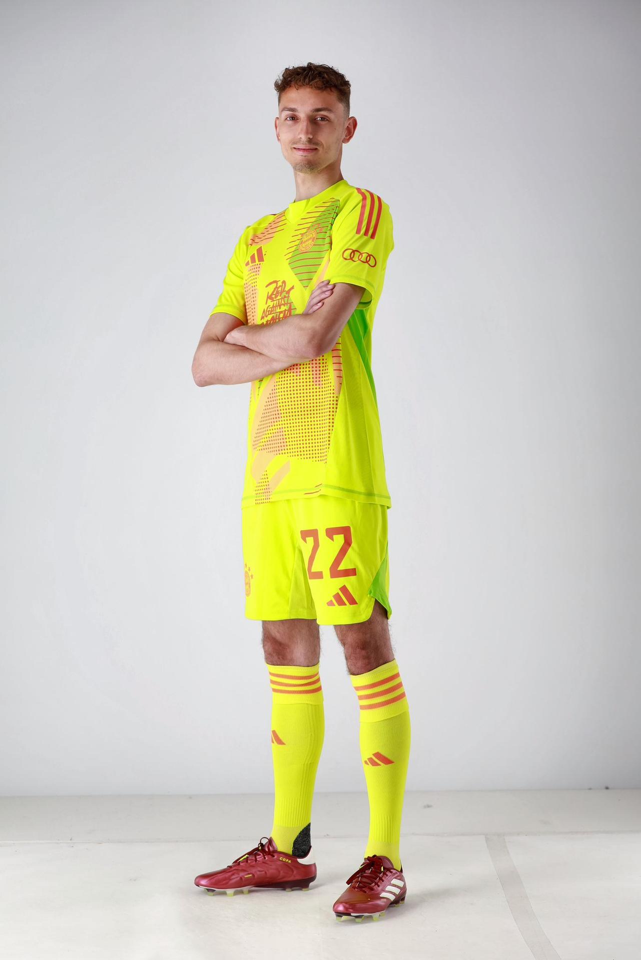 Dres už čaká v ráme, kedy pôjde na stenu.