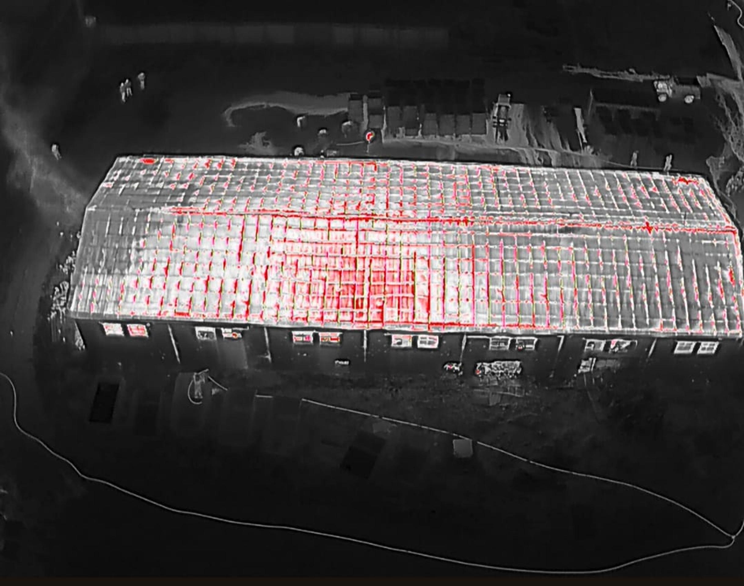 Požiar haly v Malackách.