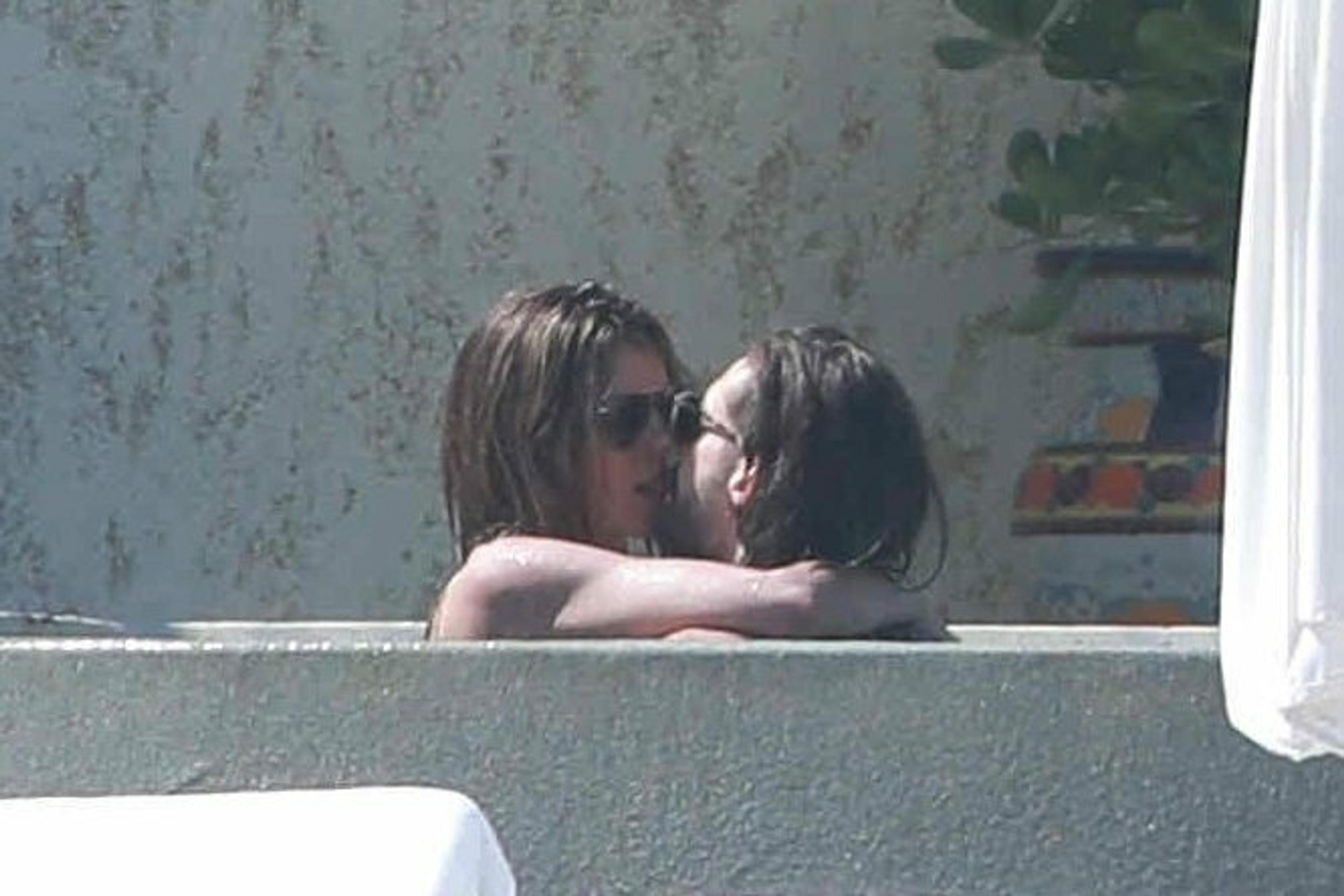 Nahá Heidi Klum s novým zajačikom. Toto si mali nechať do spálne