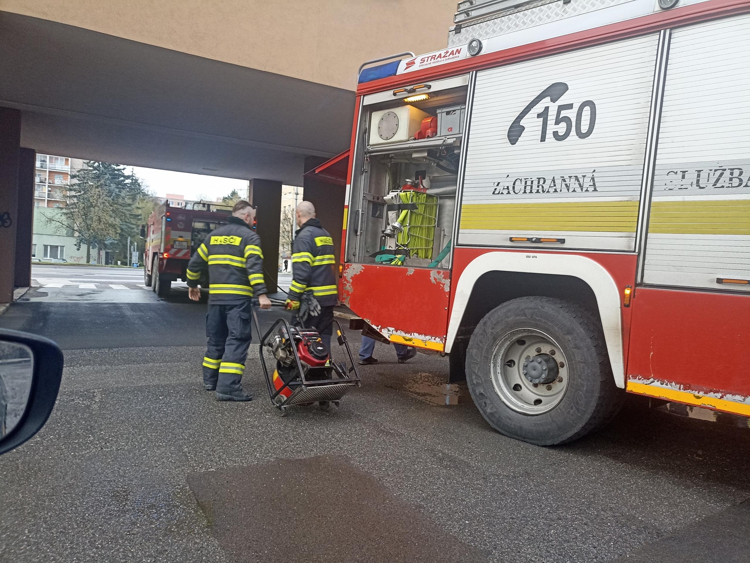 Požiar elektrokolobežky v Košiciach.