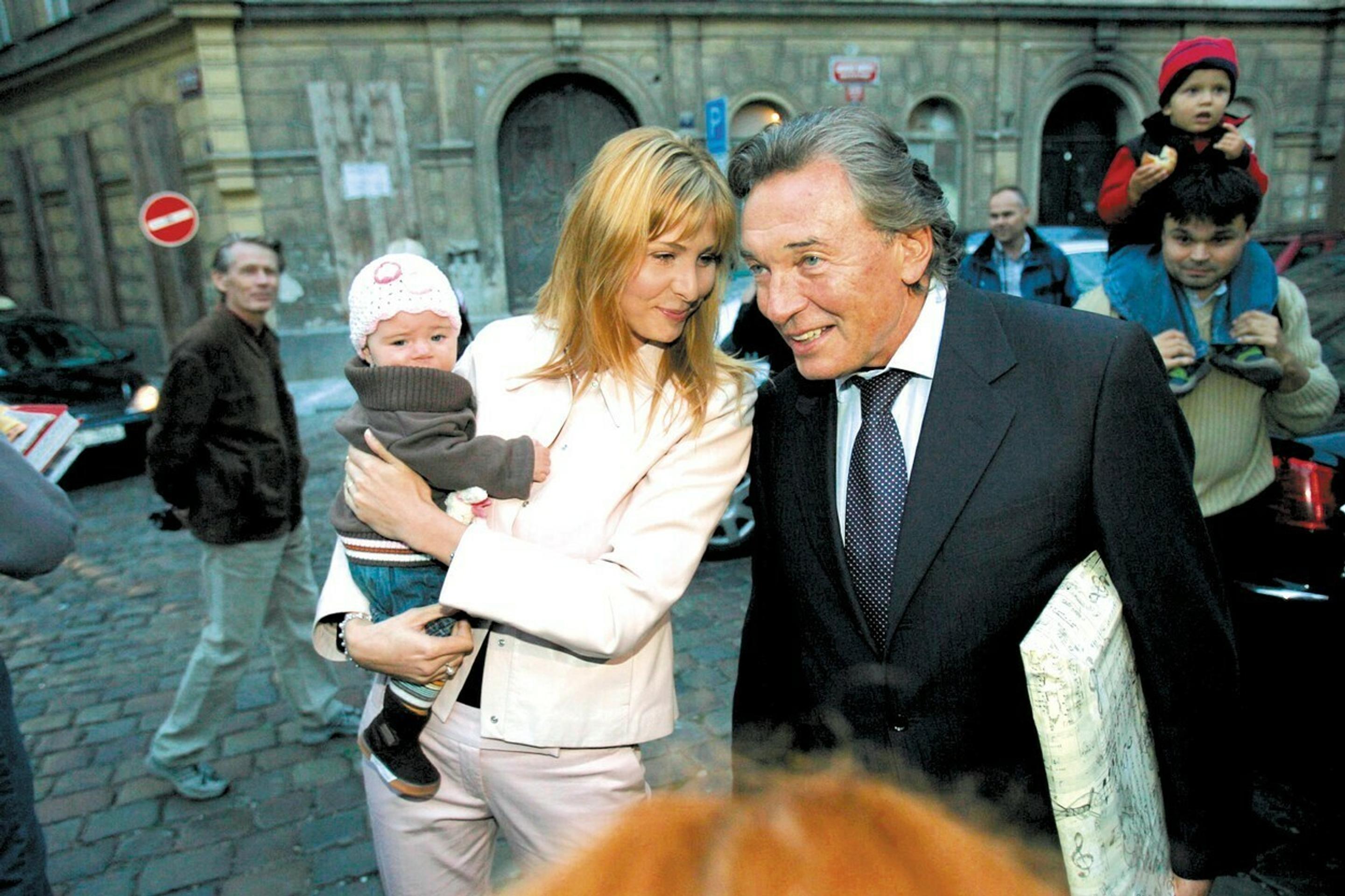 Neželaná nevesta - NOVÉ ČASTI: 59. epizóda