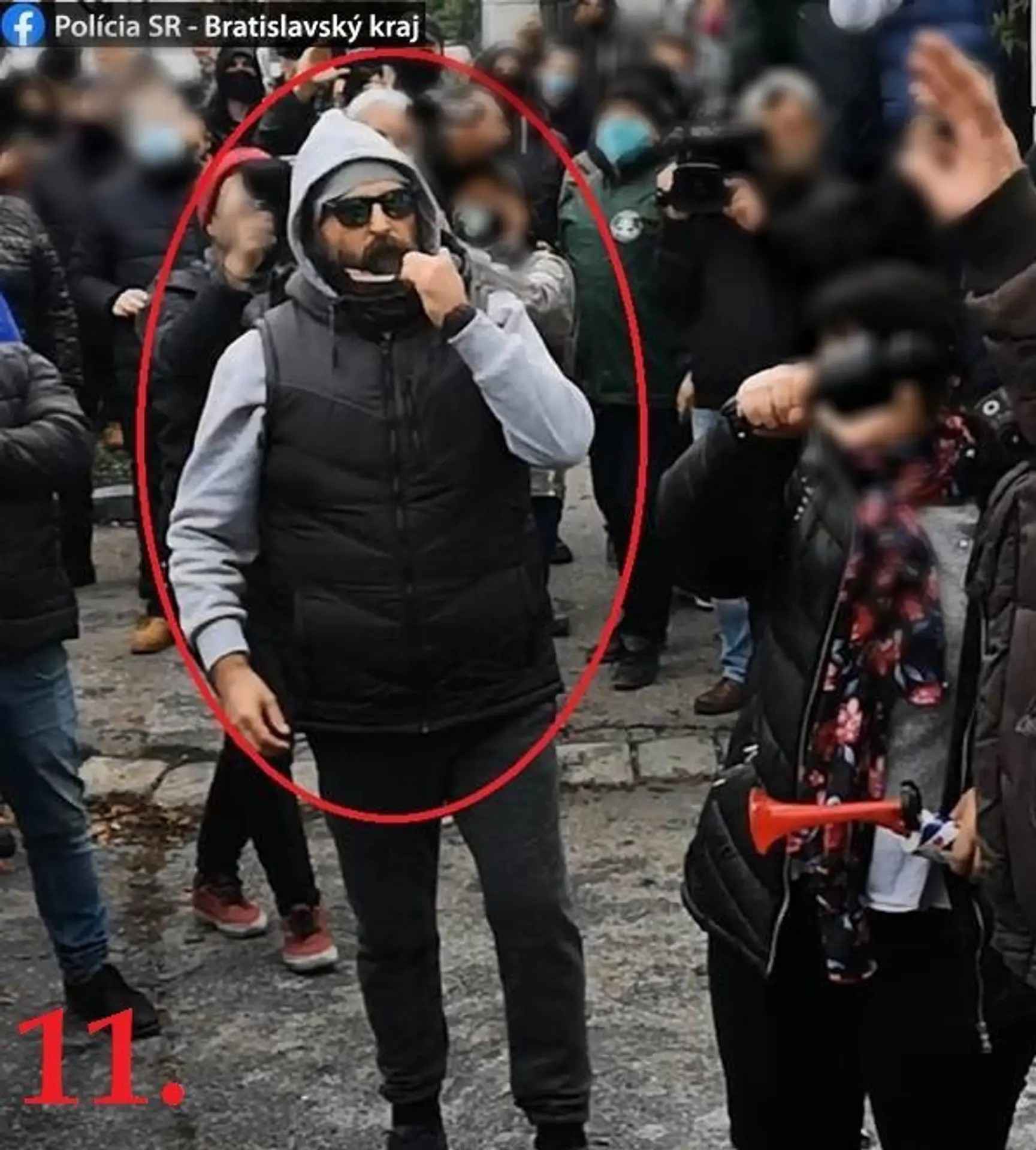 Hľadaný muž z protestu zo 17. októbra.