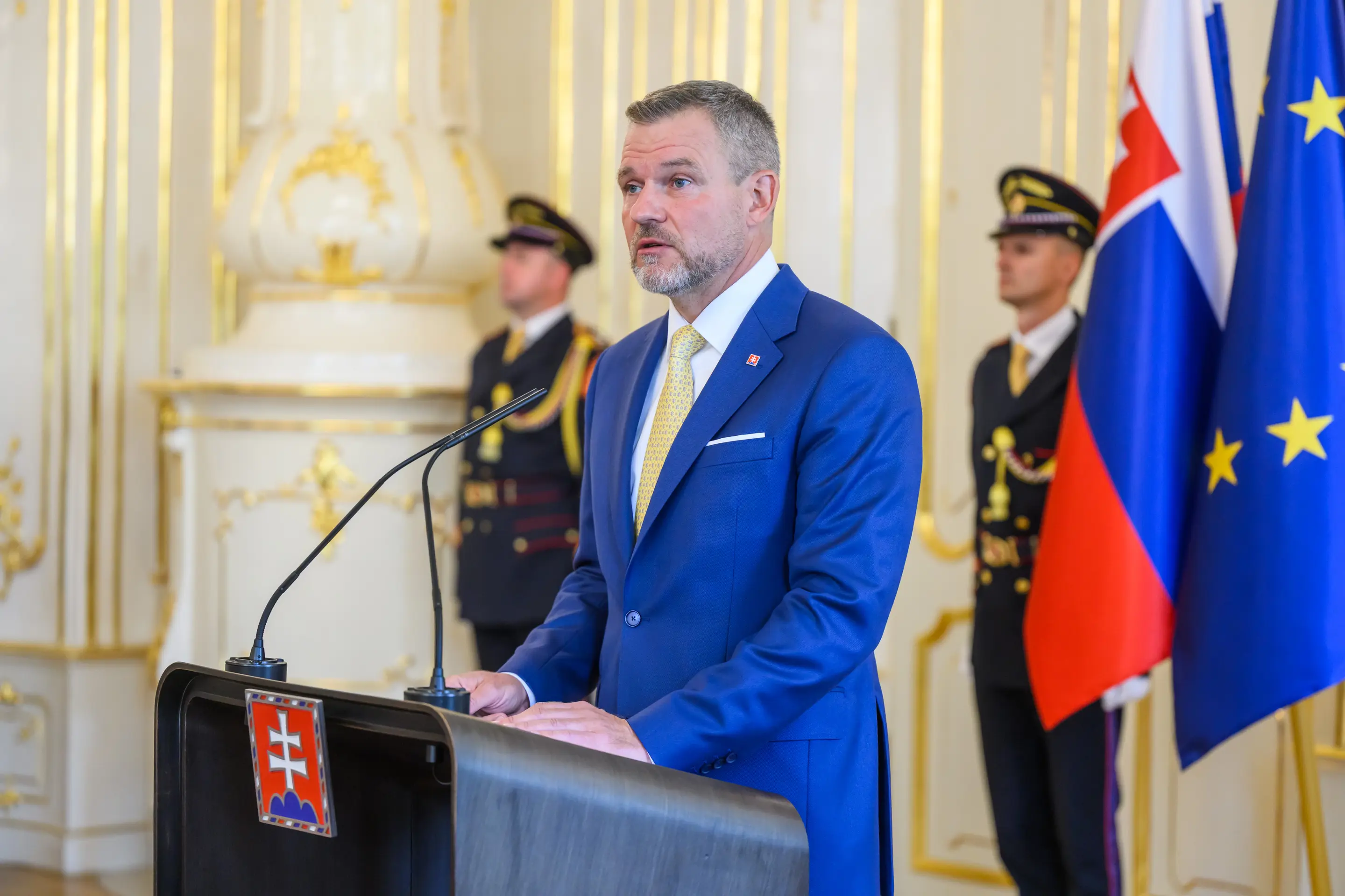 Pellegrini prijal záchranárov z Venezuely.