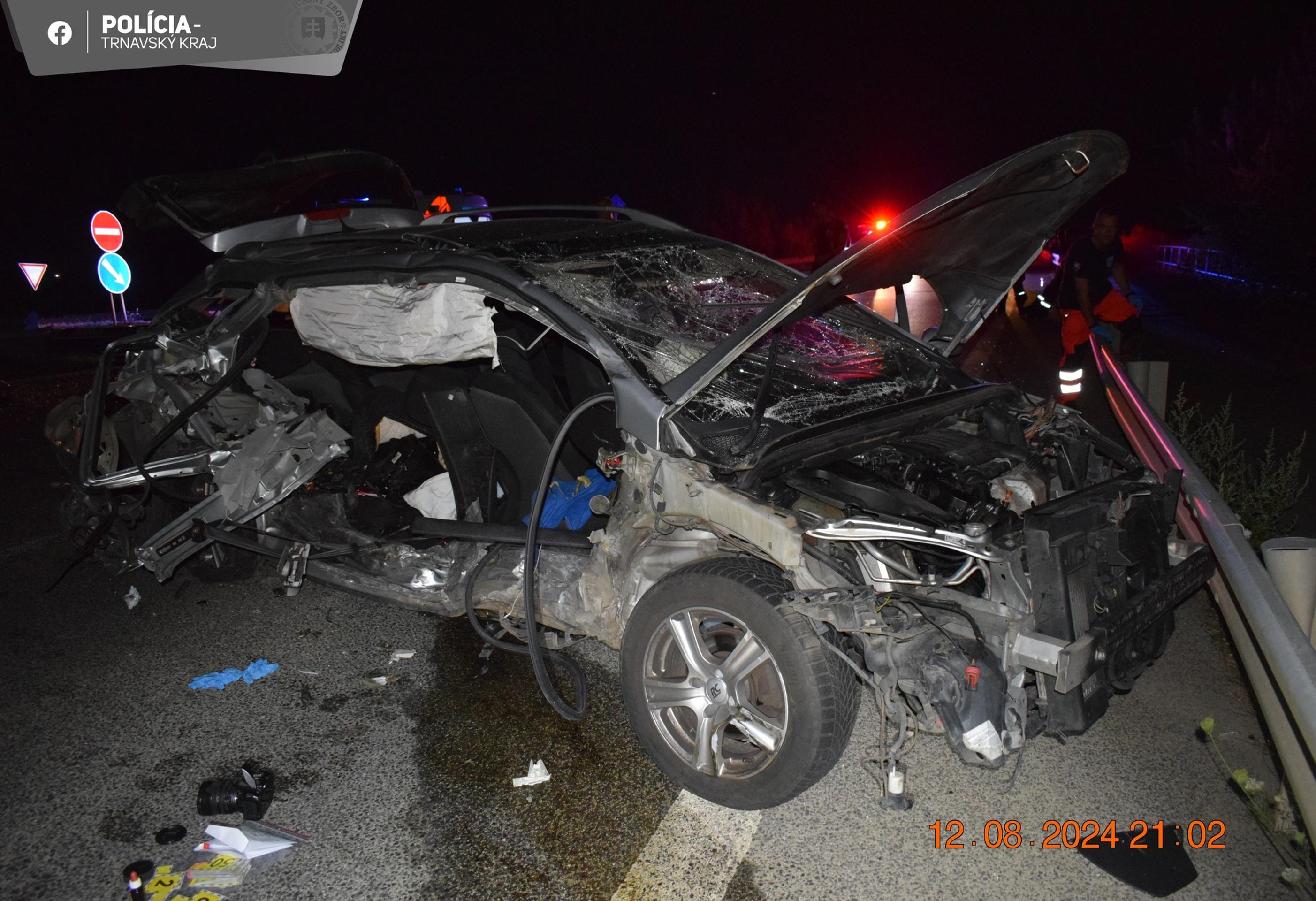 Nehoda neďaleko Trnavy.