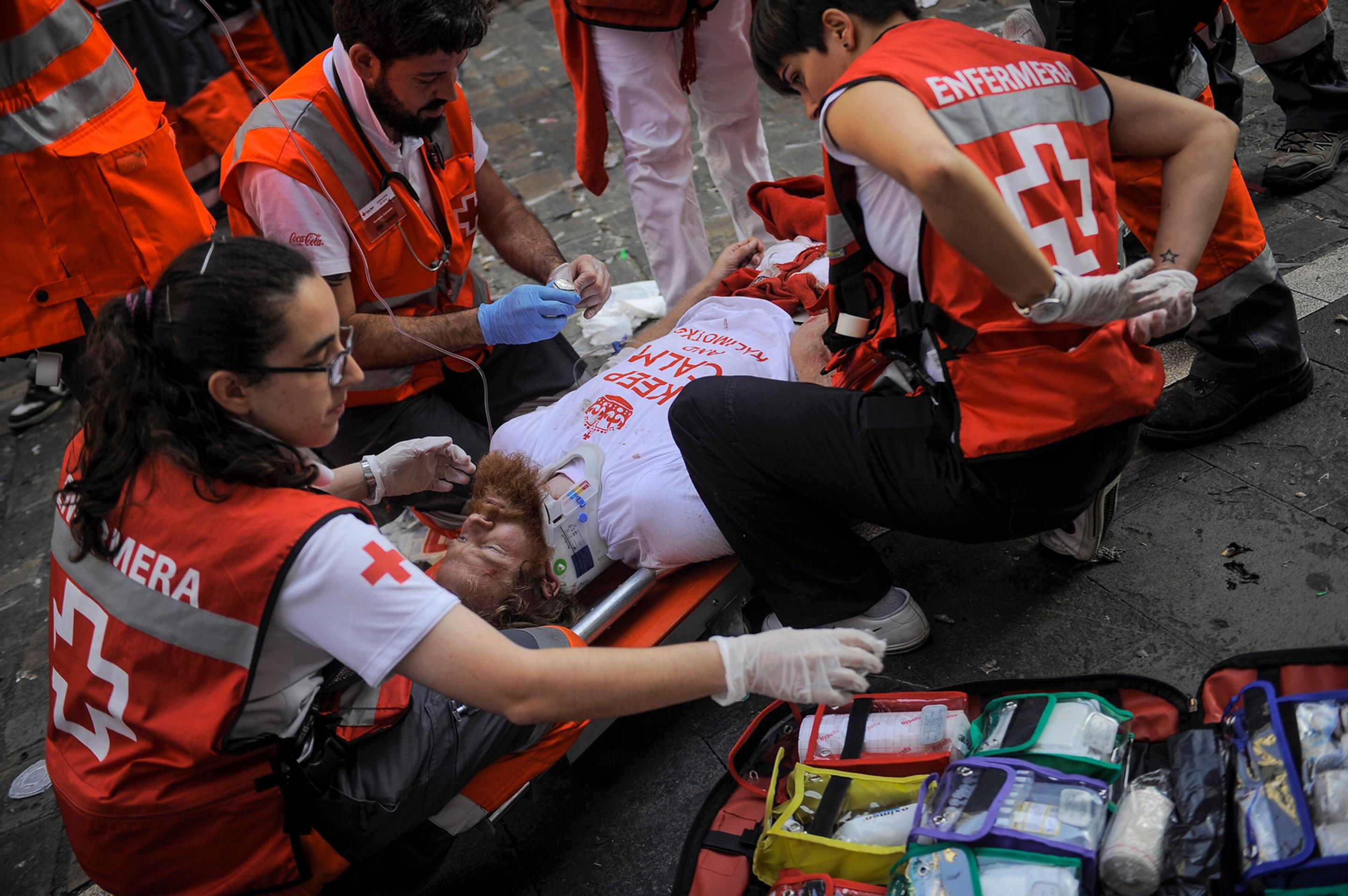 Býky na tradičnom behu v Pamplone zabíjali.