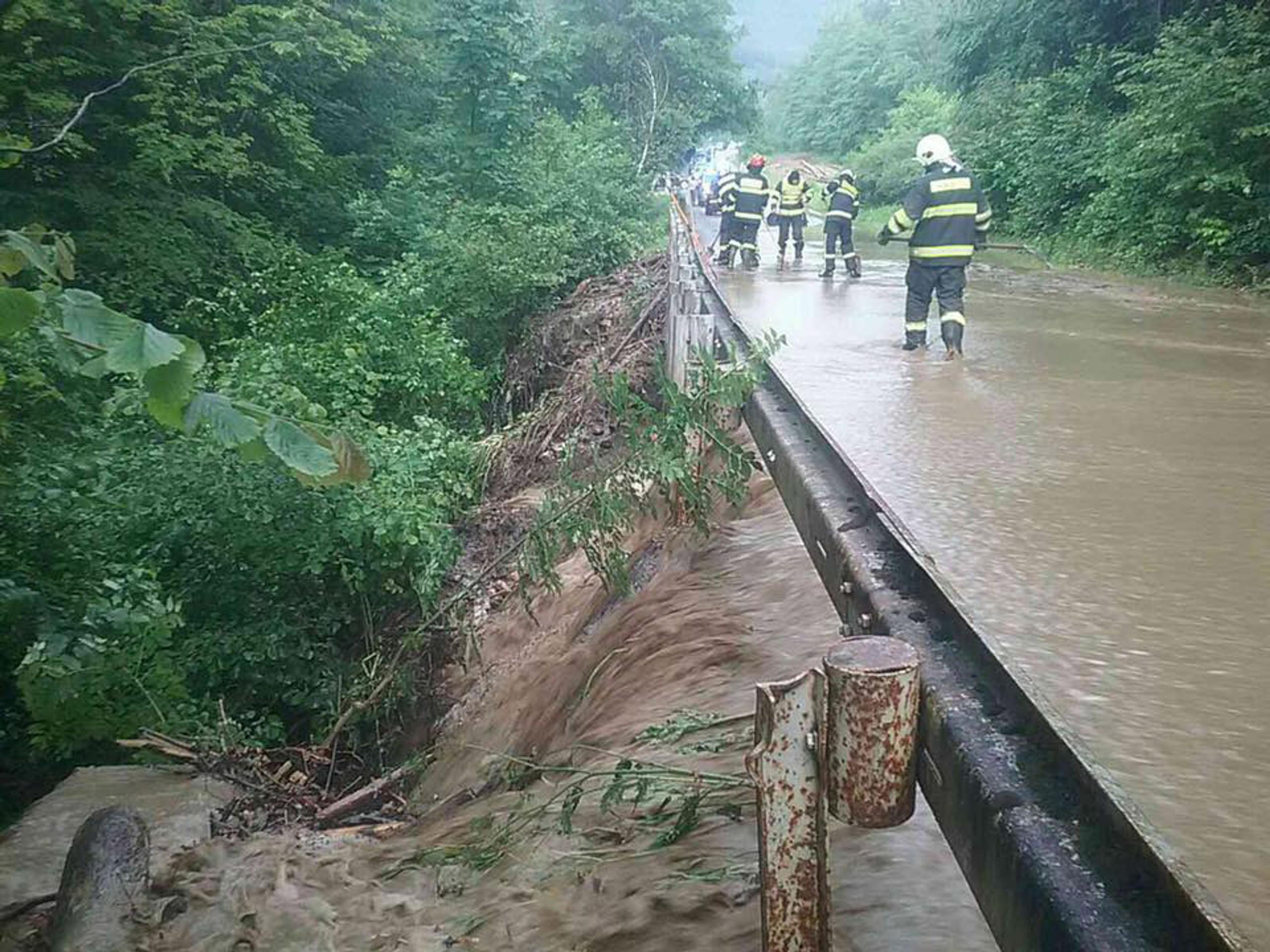 Prietrž mračien na Muráni.