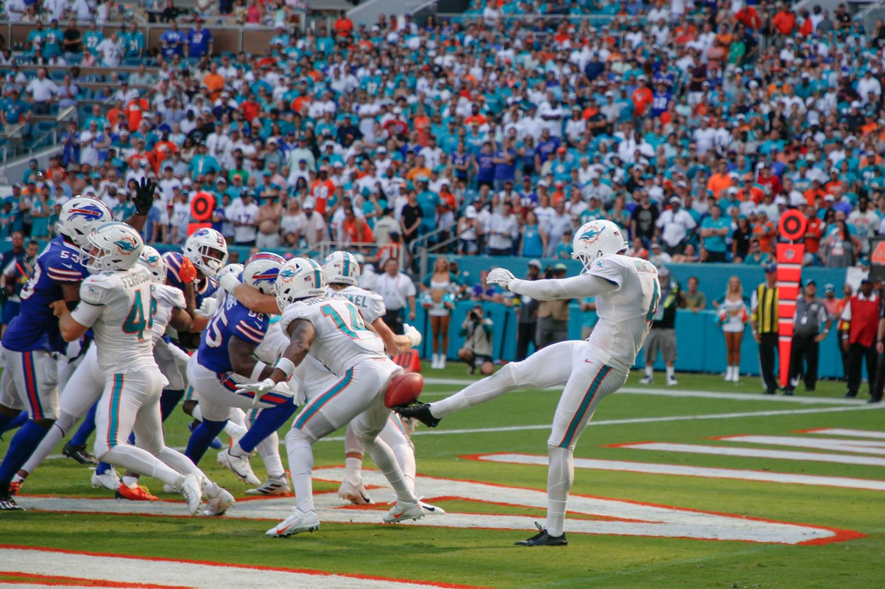 Úsmevná momentka zo zápasu americkej NFL.