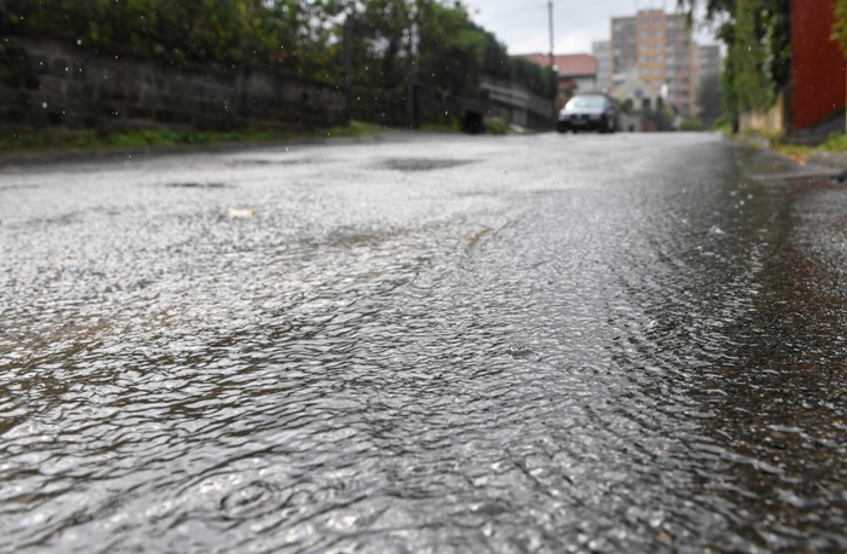 Tenista Stan Wawrinka v 1. kole Wimbledonu.