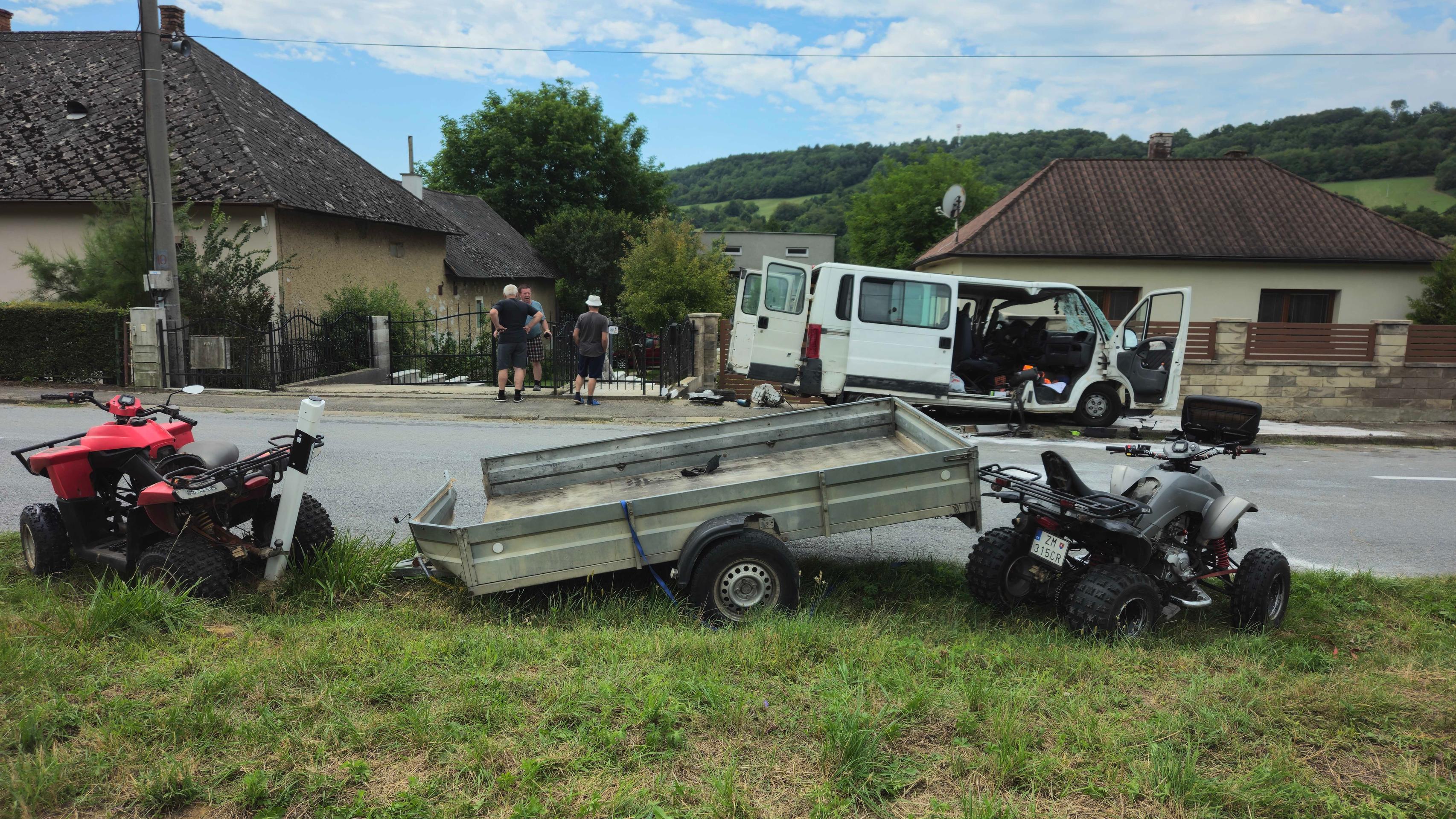 Vážna nehoda sa dopoludnia stala v Janove pri Prešove.