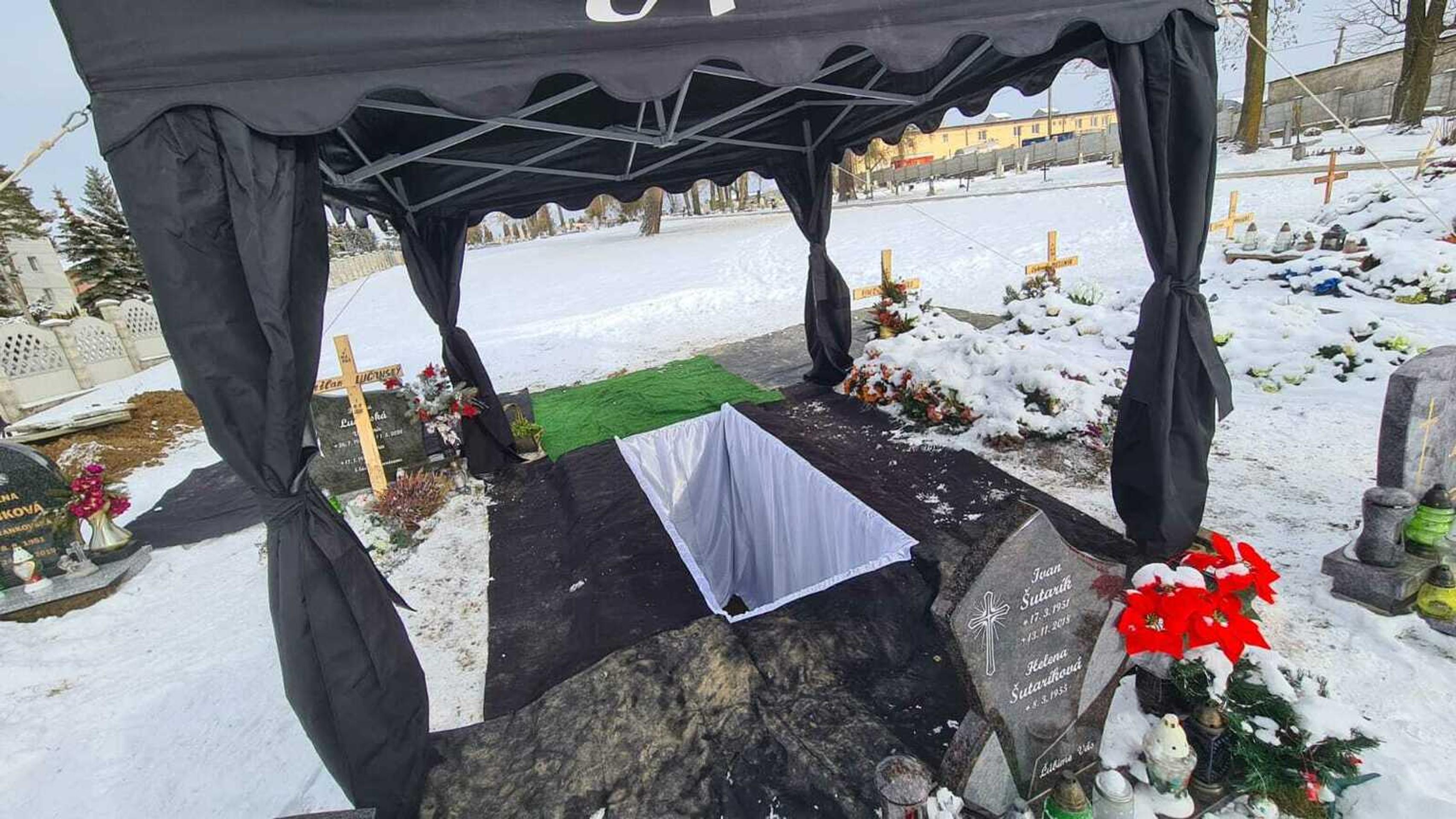 Pohreb Milana Lučanského.