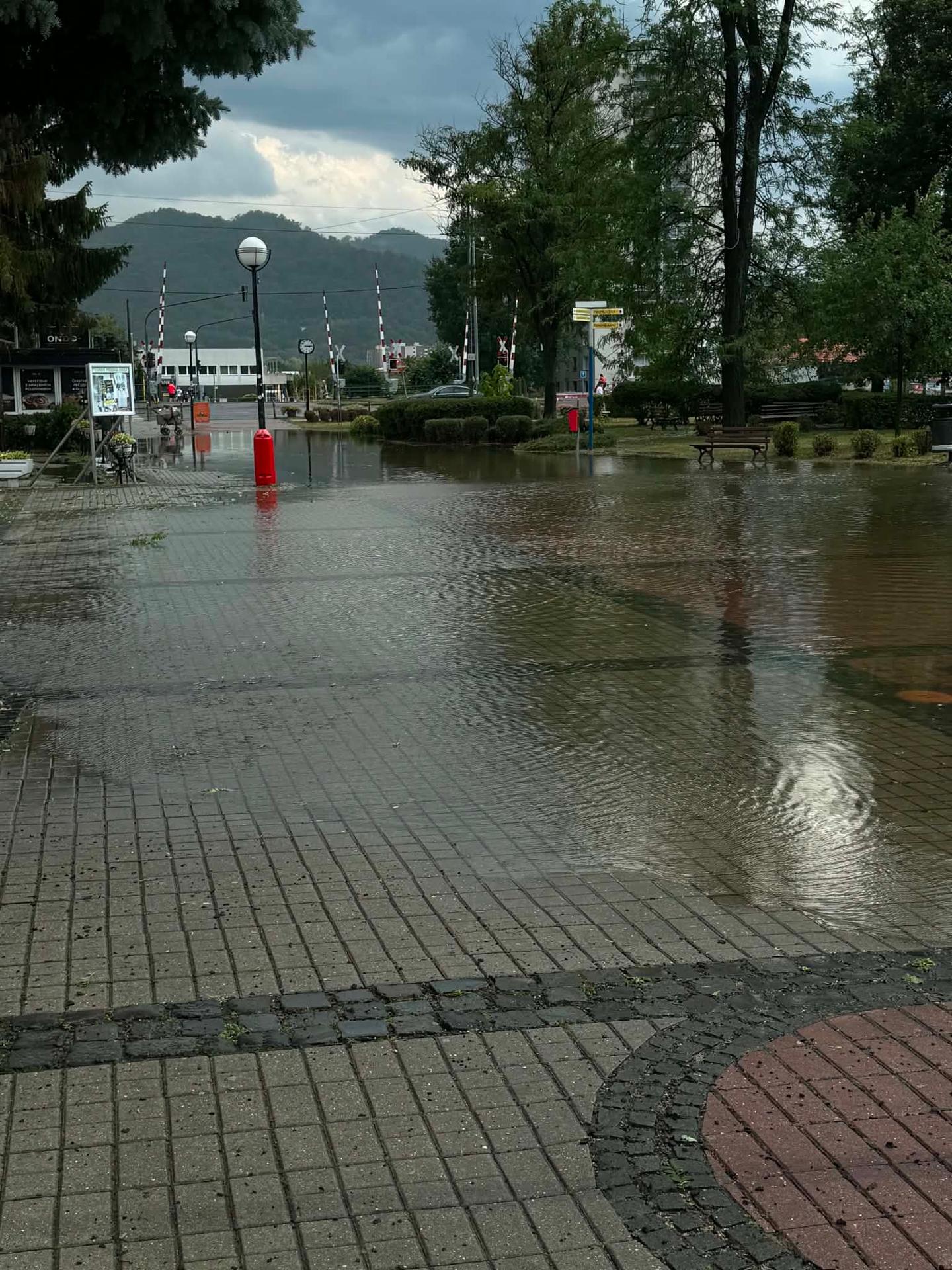 Búrka v Humennom.